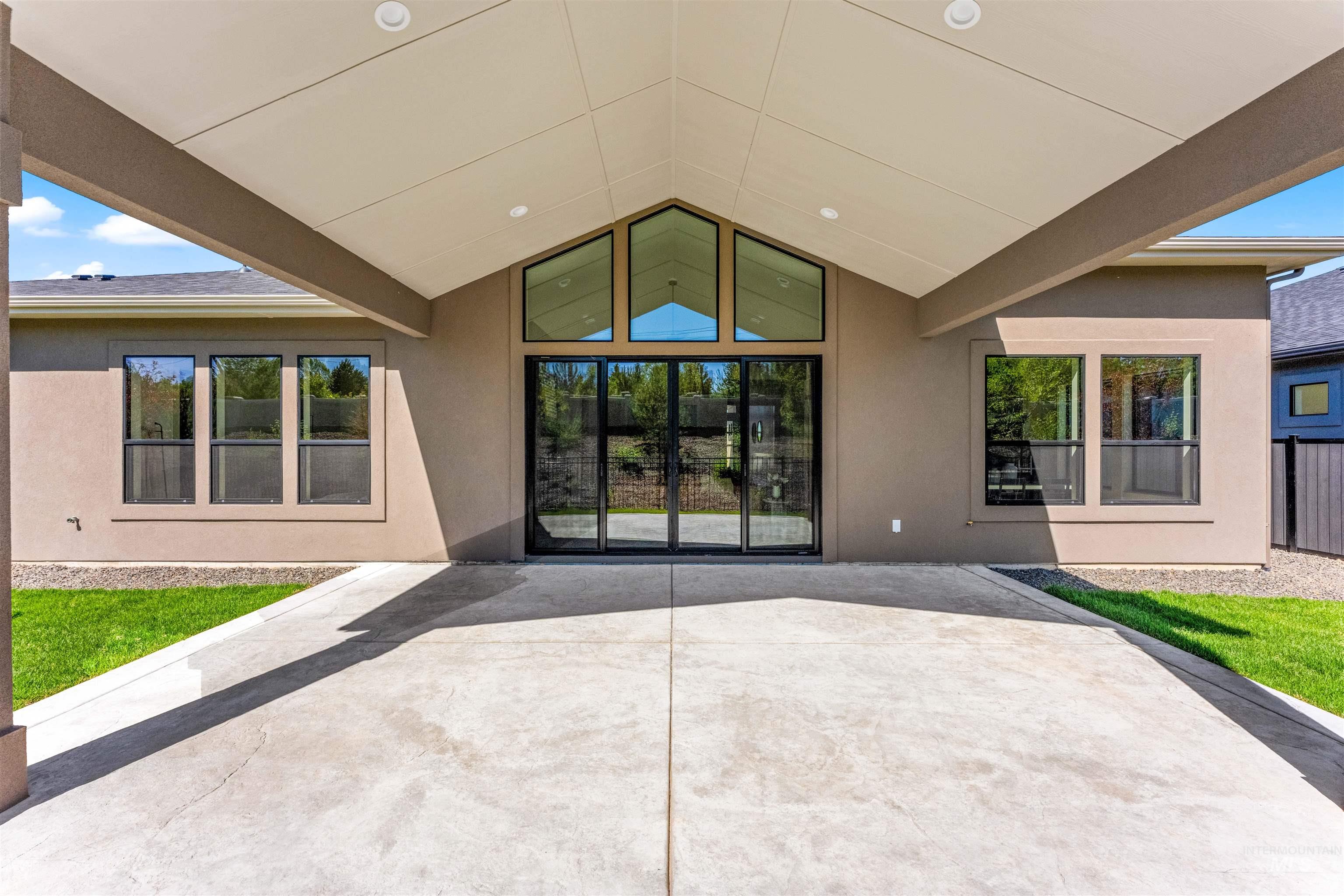 2346 N Annadale Pl, Eagle, Idaho 83616, 3 Bedrooms, 2 Bathrooms, Residential For Sale, Price $1,174,900, 98996324