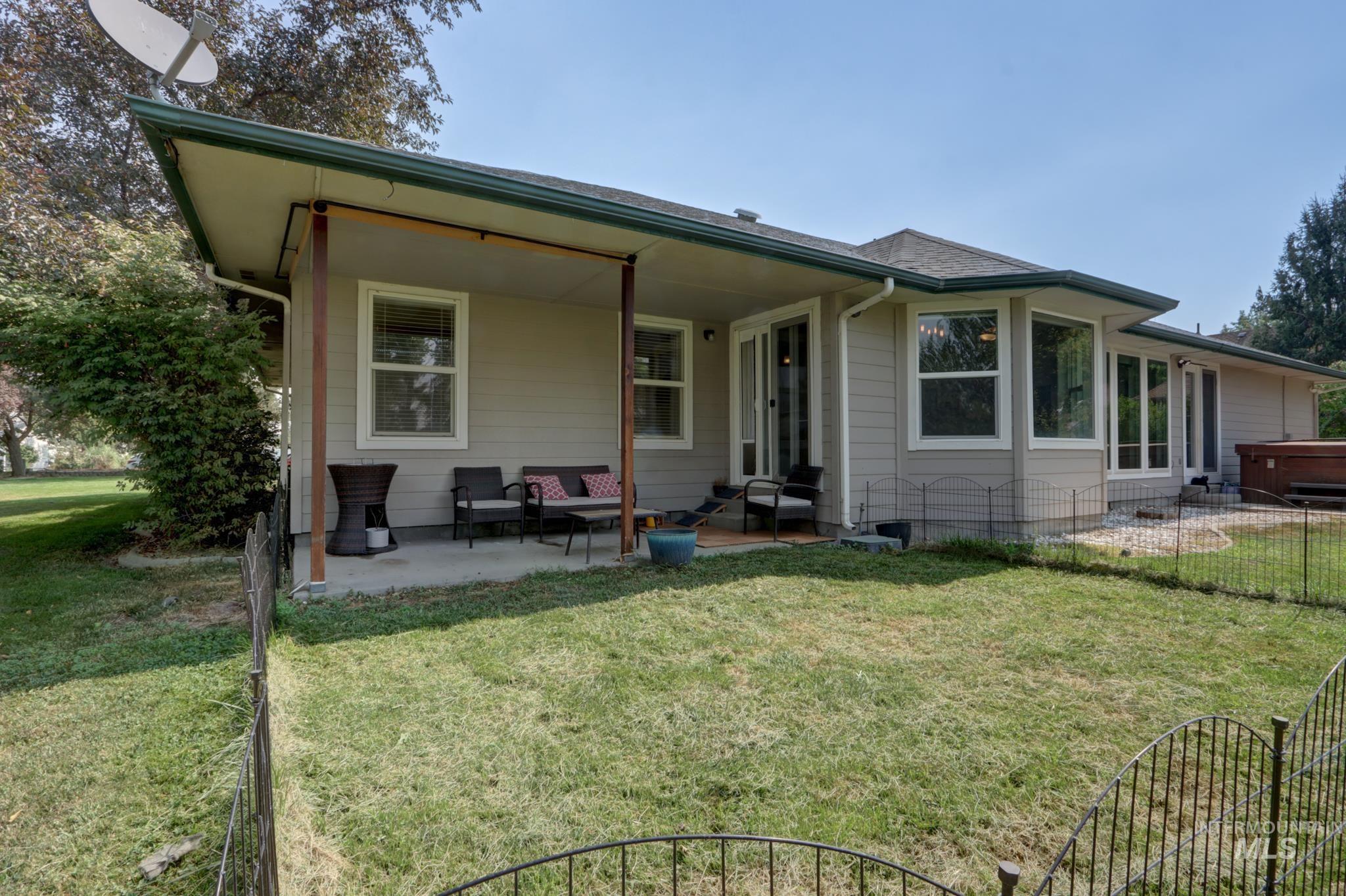 2061 Shelley Dr, Payette, Idaho 83661, 3 Bedrooms, 2.5 Bathrooms, Residential For Sale, Price $679,900, 98996328
