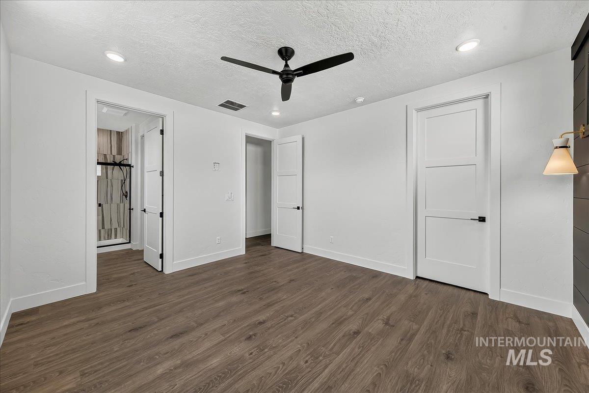 60 N Feather Reed Ave., Meridian, Idaho 83642, 4 Bedrooms, 2.5 Bathrooms, Residential For Sale, Price $574,900,MLS 98996330