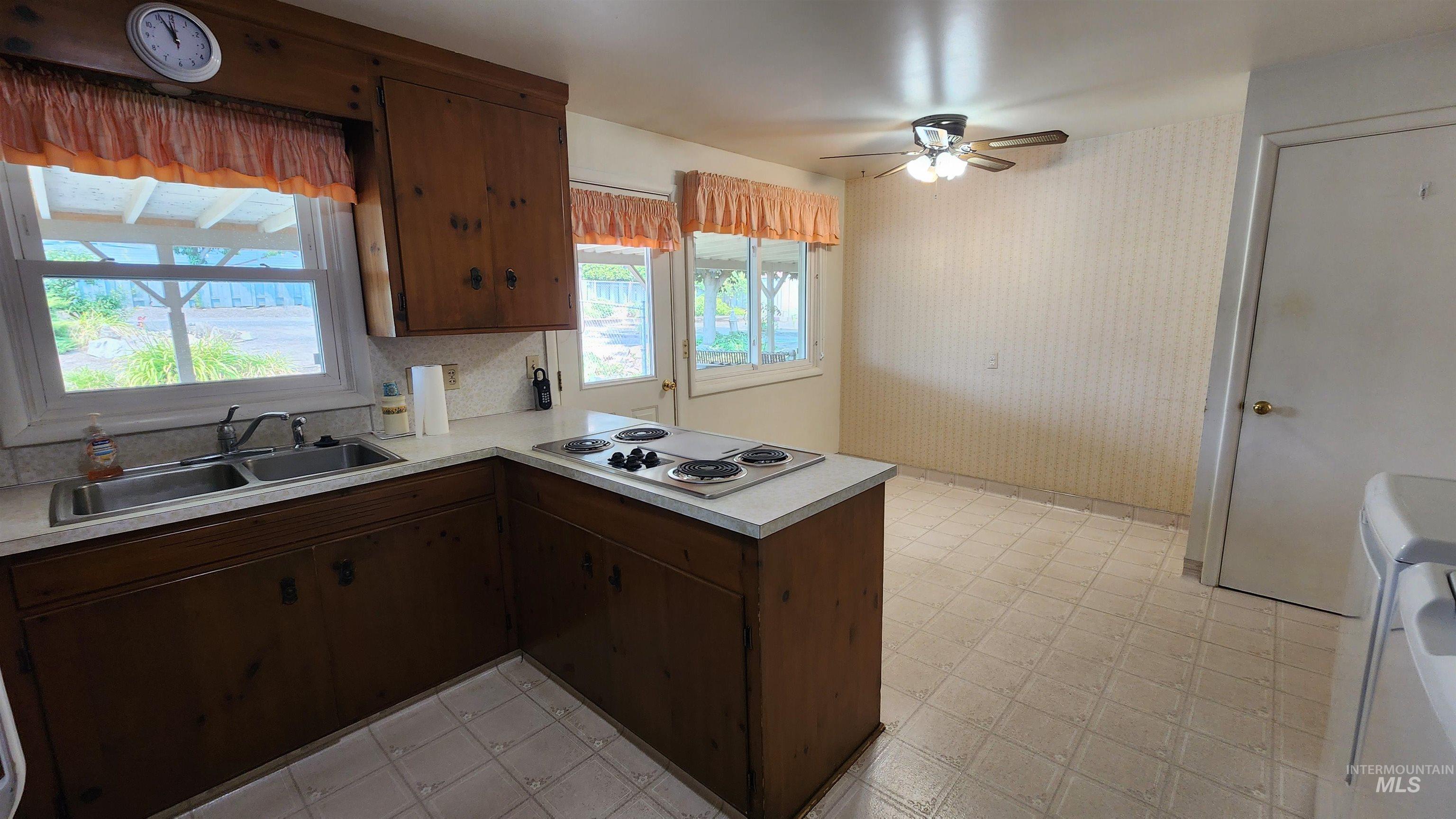 812 Walk Ln, Clarkston, Idaho 99403, 3 Bedrooms, 1 Bathroom, Residential For Sale, Price $335,000,MLS 98996331