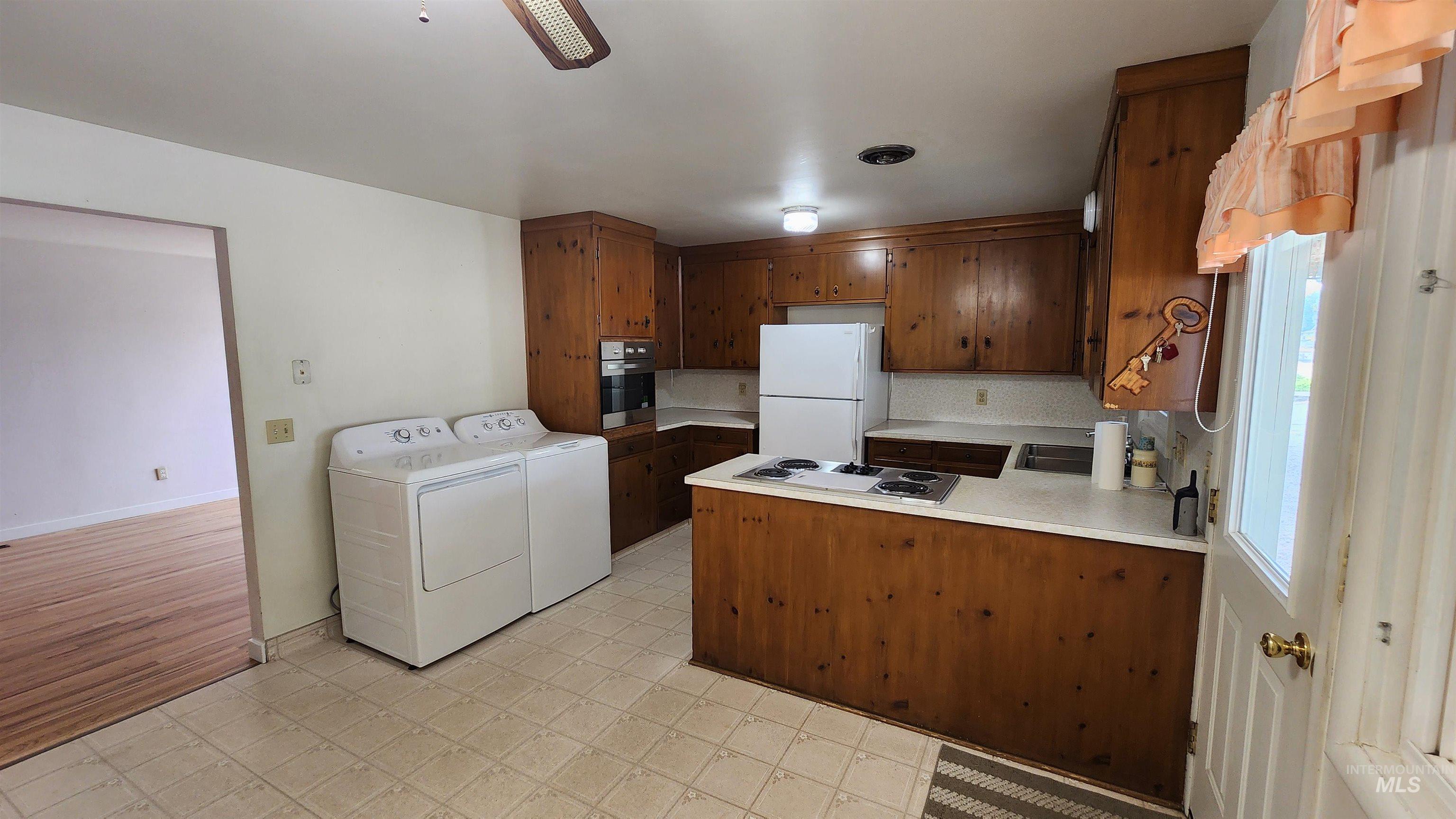 812 Walk Ln, Clarkston, Idaho 99403, 3 Bedrooms, 1 Bathroom, Residential For Sale, Price $335,000,MLS 98996331