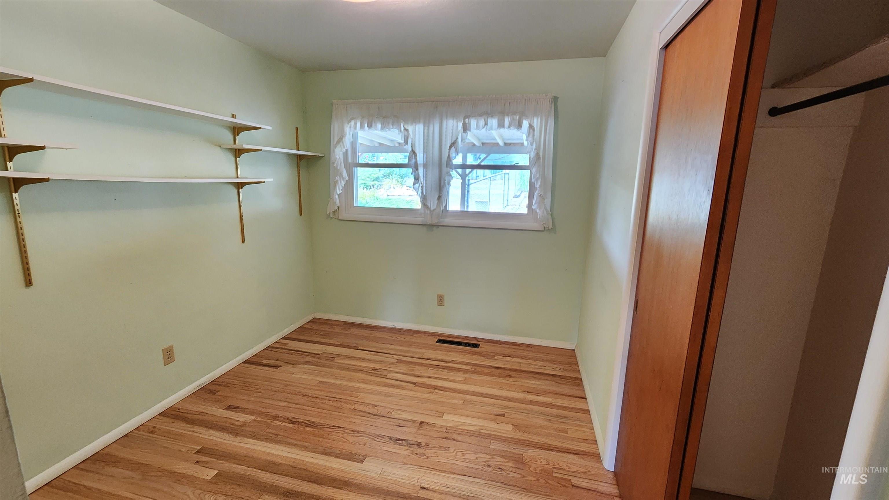 812 Walk Ln, Clarkston, Idaho 99403, 3 Bedrooms, 1 Bathroom, Residential For Sale, Price $335,000,MLS 98996331