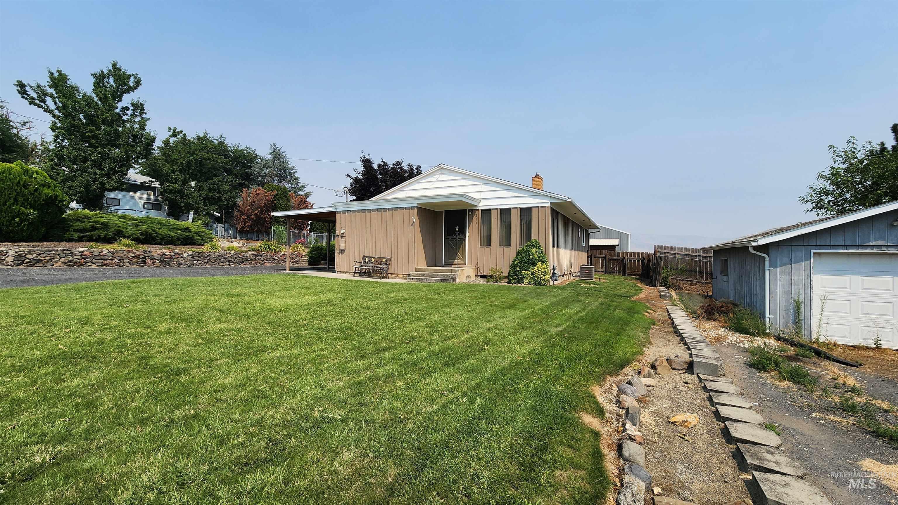 812 Walk Ln, Clarkston, Idaho 99403, 3 Bedrooms, 1 Bathroom, Residential For Sale, Price $335,000,MLS 98996331