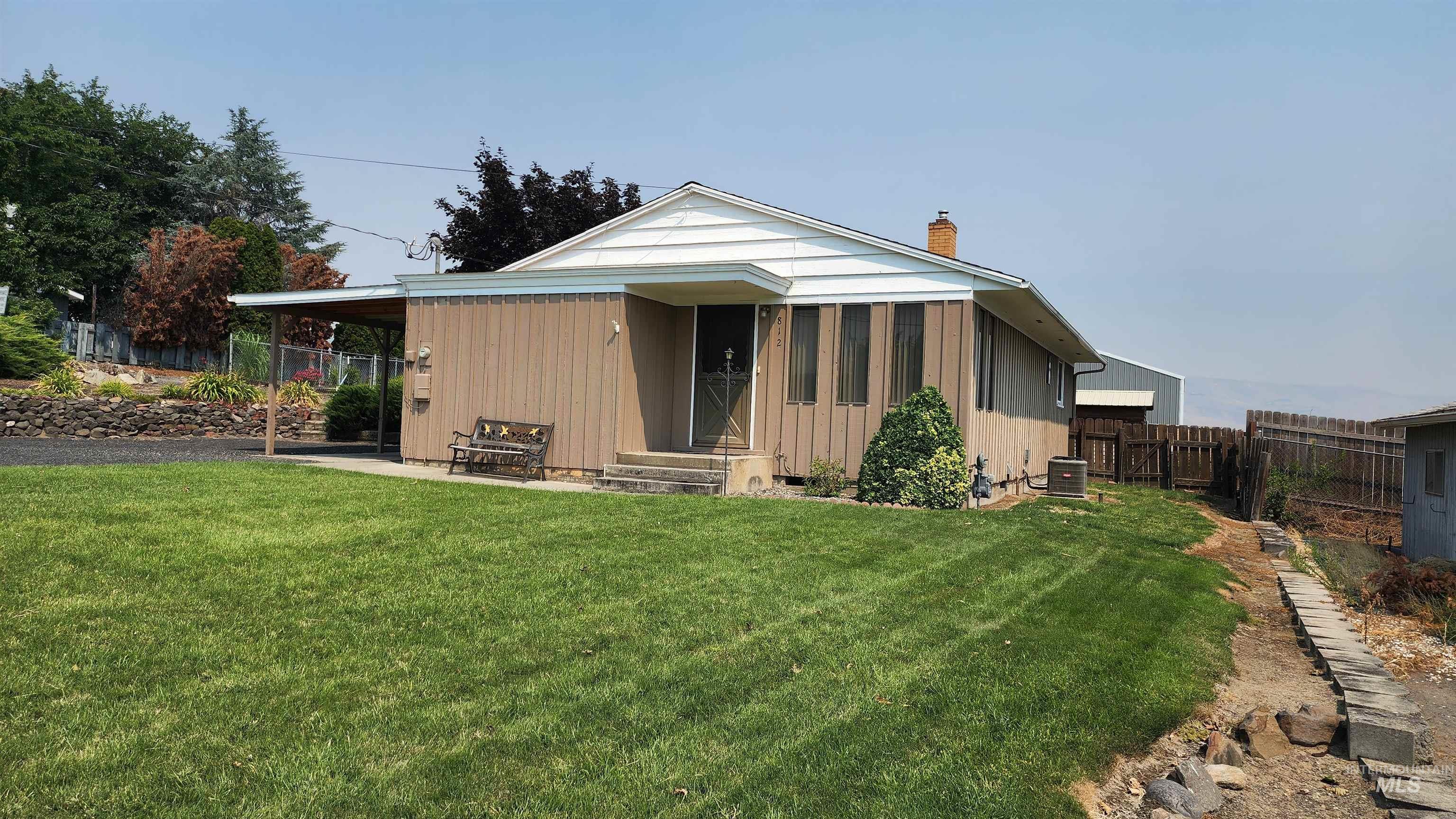 812 Walk Ln, Clarkston, Idaho 99403, 3 Bedrooms, 1 Bathroom, Residential For Sale, Price $335,000,MLS 98996331