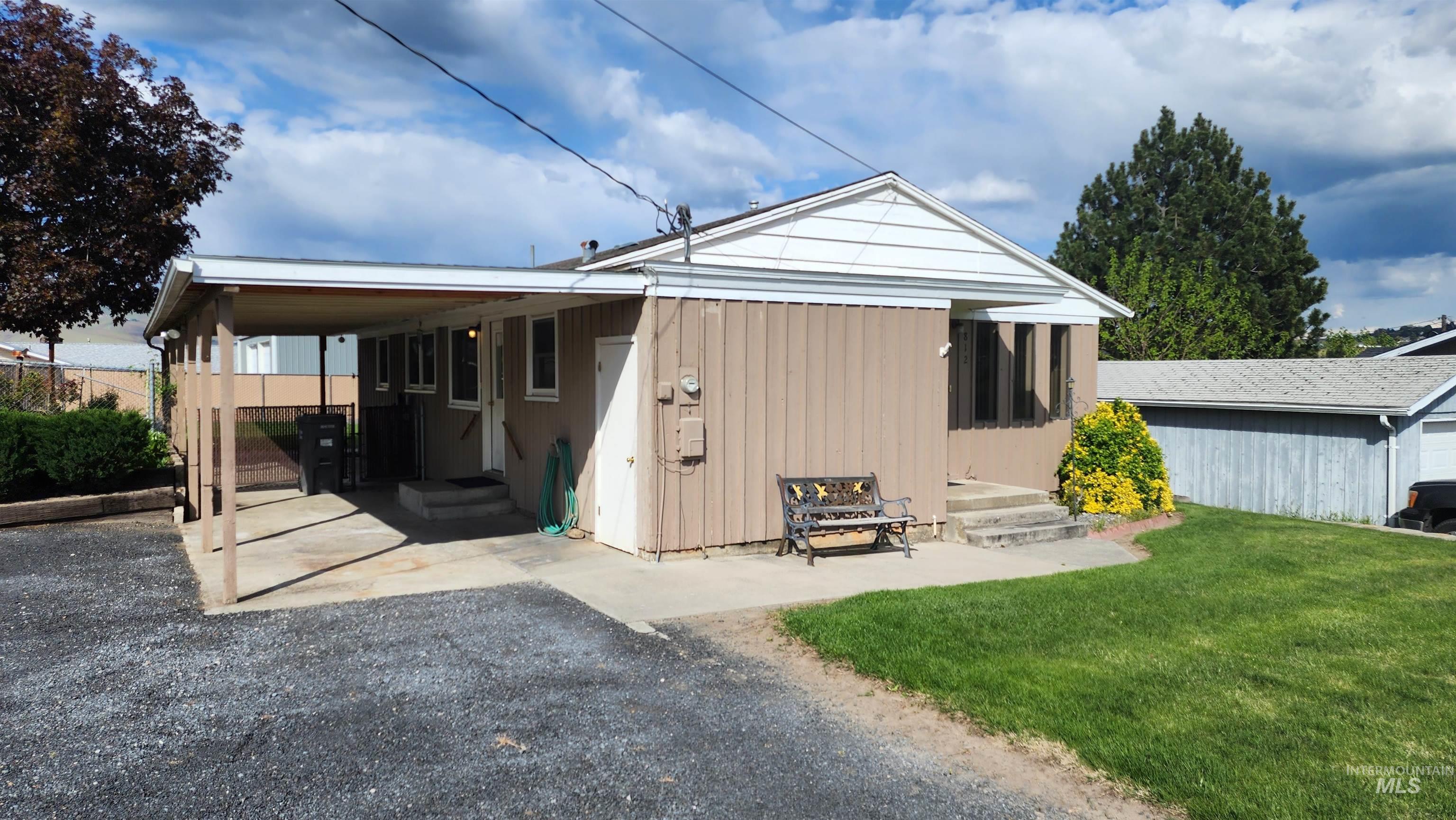 812 Walk Ln, Clarkston, Idaho 99403, 3 Bedrooms, 1 Bathroom, Residential For Sale, Price $335,000,MLS 98996331