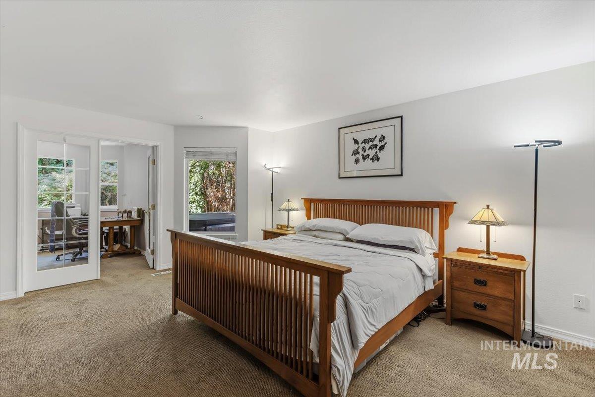8001 W Innsbrook Ct, Boise, Idaho 83704, 5 Bedrooms, 2.5 Bathrooms, Residential For Sale, Price $724,900, 98996337