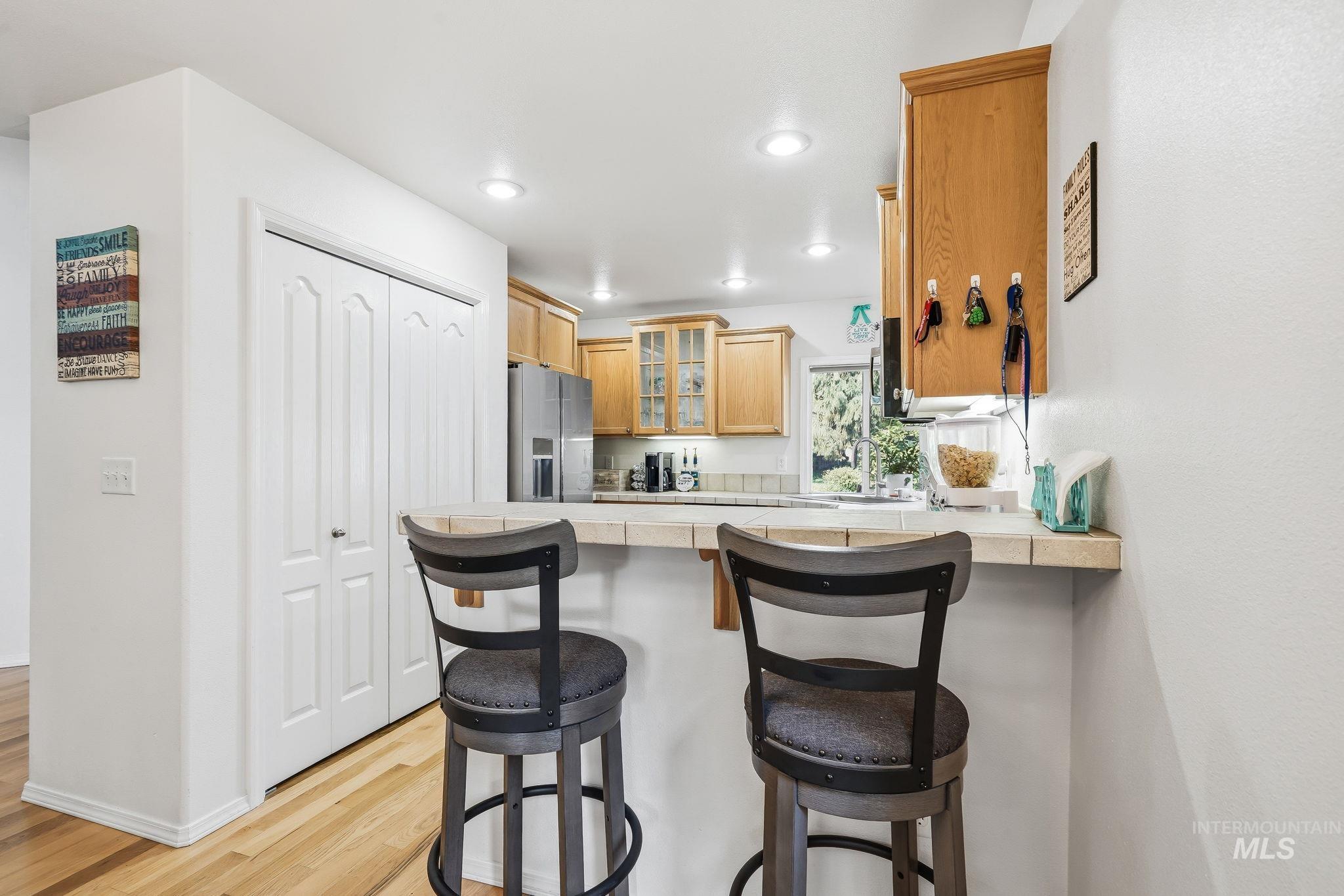 648 S Torino Ave, Meridian, Idaho 83642, 3 Bedrooms, 2.5 Bathrooms, Residential For Sale, Price $499,900,MLS 98996340