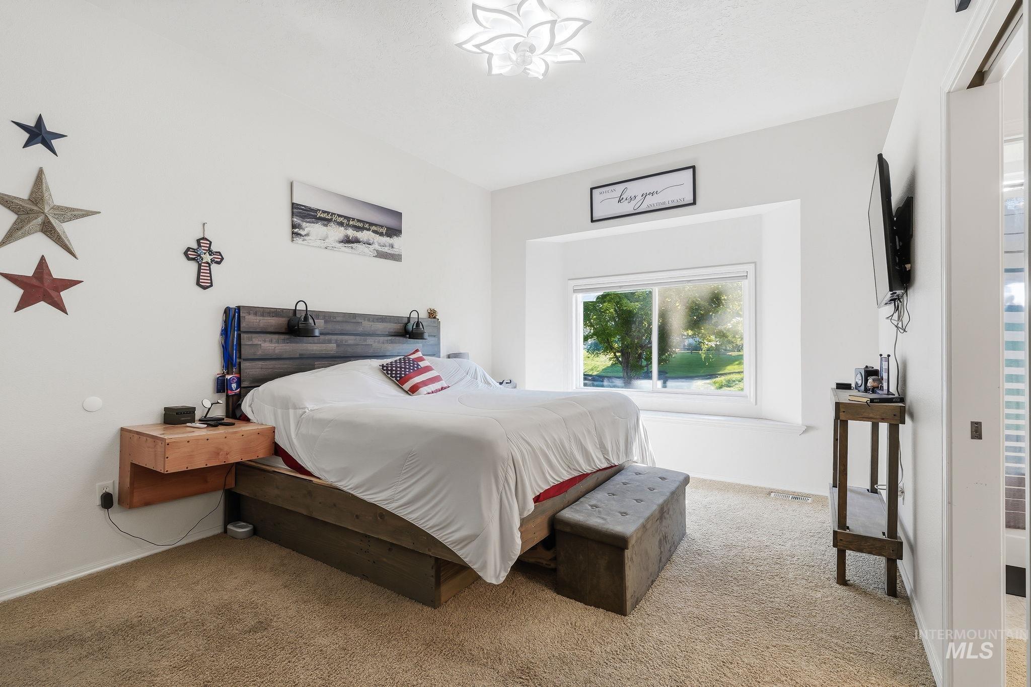 648 S Torino Ave, Meridian, Idaho 83642, 3 Bedrooms, 2.5 Bathrooms, Residential For Sale, Price $499,900,MLS 98996340