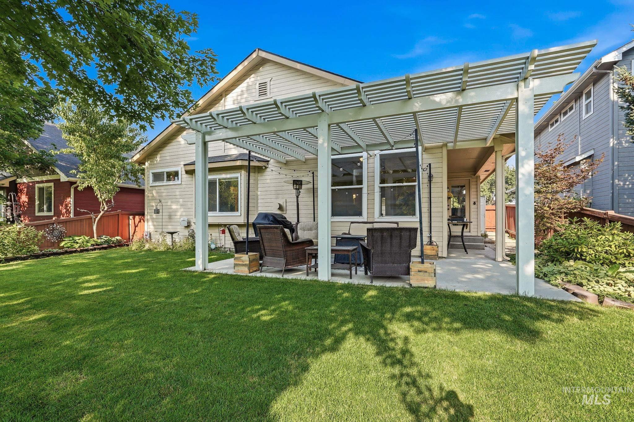 648 S Torino Ave, Meridian, Idaho 83642, 3 Bedrooms, 2.5 Bathrooms, Residential For Sale, Price $499,900,MLS 98996340