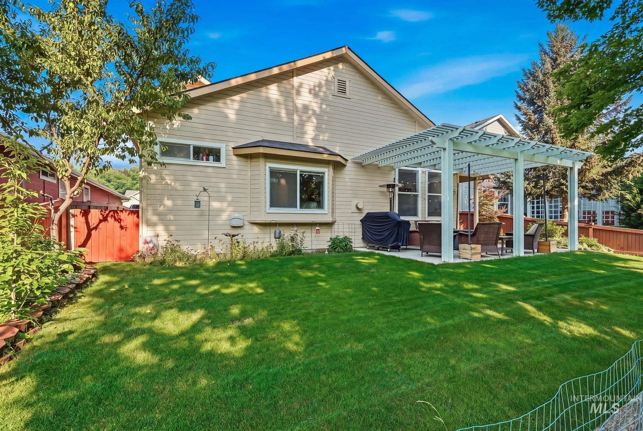 648 S Torino Ave, Meridian, Idaho 83642, 3 Bedrooms, 2.5 Bathrooms, Residential For Sale, Price $499,900,MLS 98996340