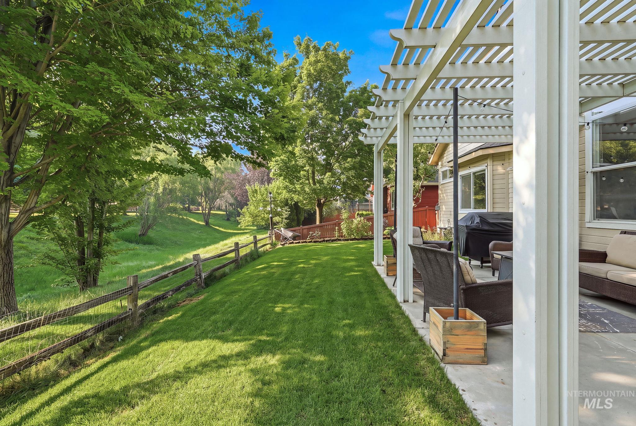 648 S Torino Ave, Meridian, Idaho 83642, 3 Bedrooms, 2.5 Bathrooms, Residential For Sale, Price $499,900,MLS 98996340