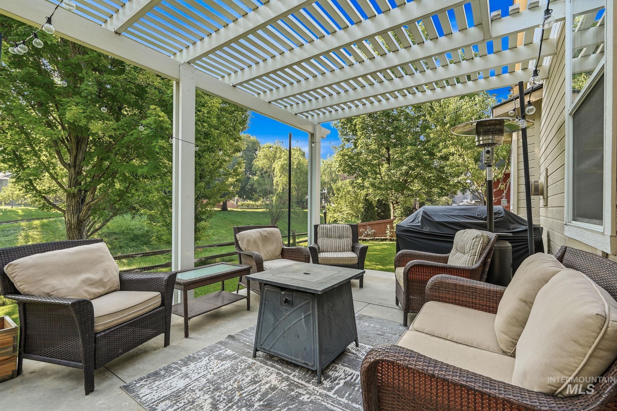 648 S Torino Ave, Meridian, Idaho 83642, 3 Bedrooms, 2.5 Bathrooms, Residential For Sale, Price $499,900,MLS 98996340