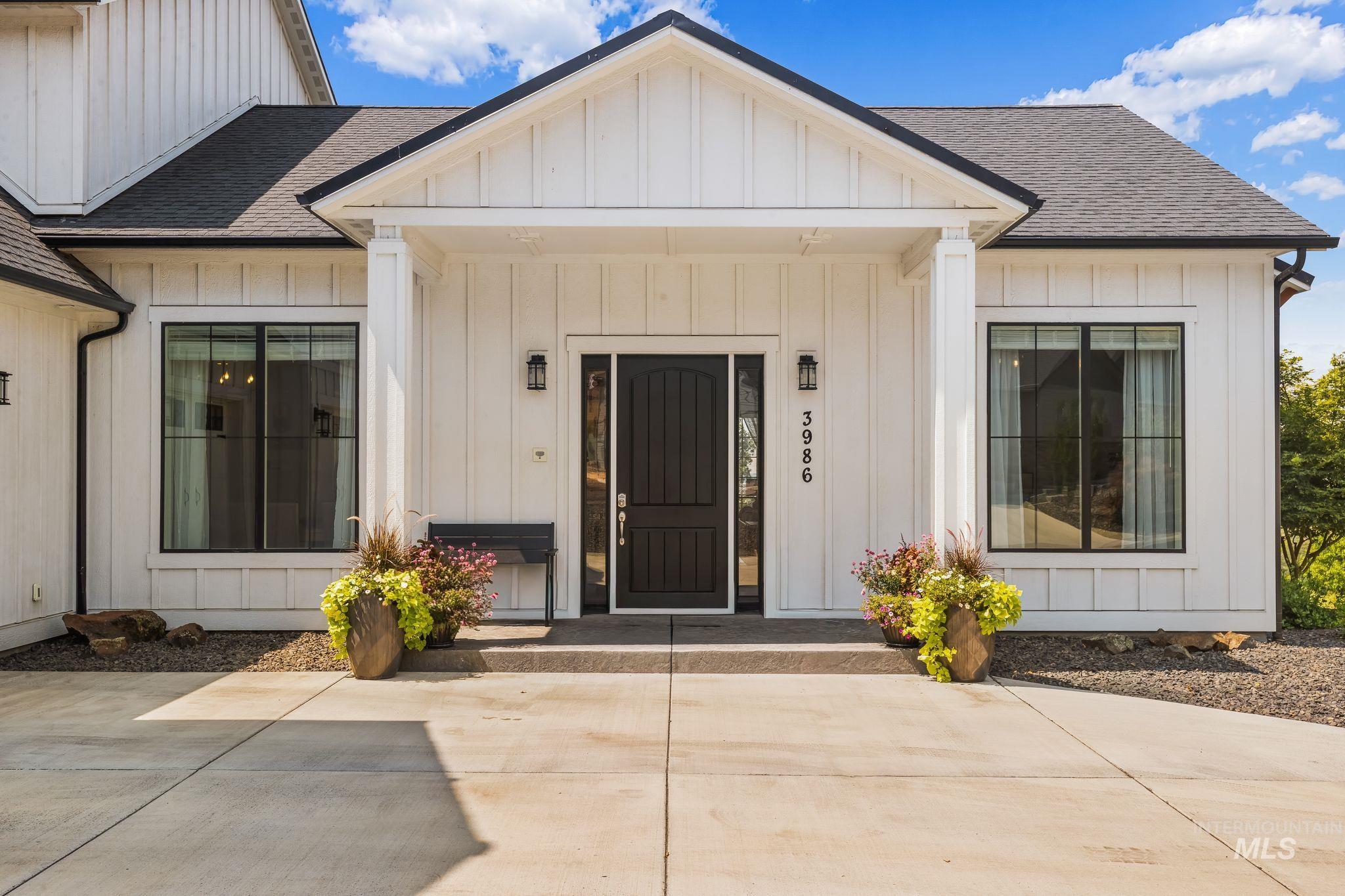 3986 Foothills Drive, Lewiston, Idaho 83501, 4 Bedrooms, 4 Bathrooms, Residential For Sale, Price $1,099,000, 98996344