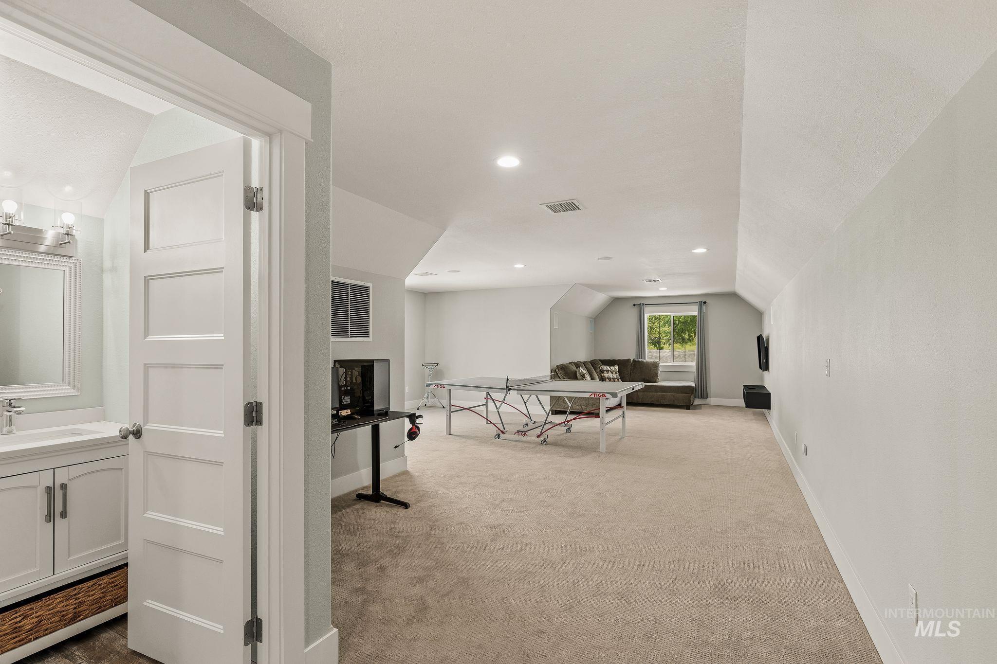 3986 Foothills Drive, Lewiston, Idaho 83501, 4 Bedrooms, 4 Bathrooms, Residential For Sale, Price $1,099,000, 98996344
