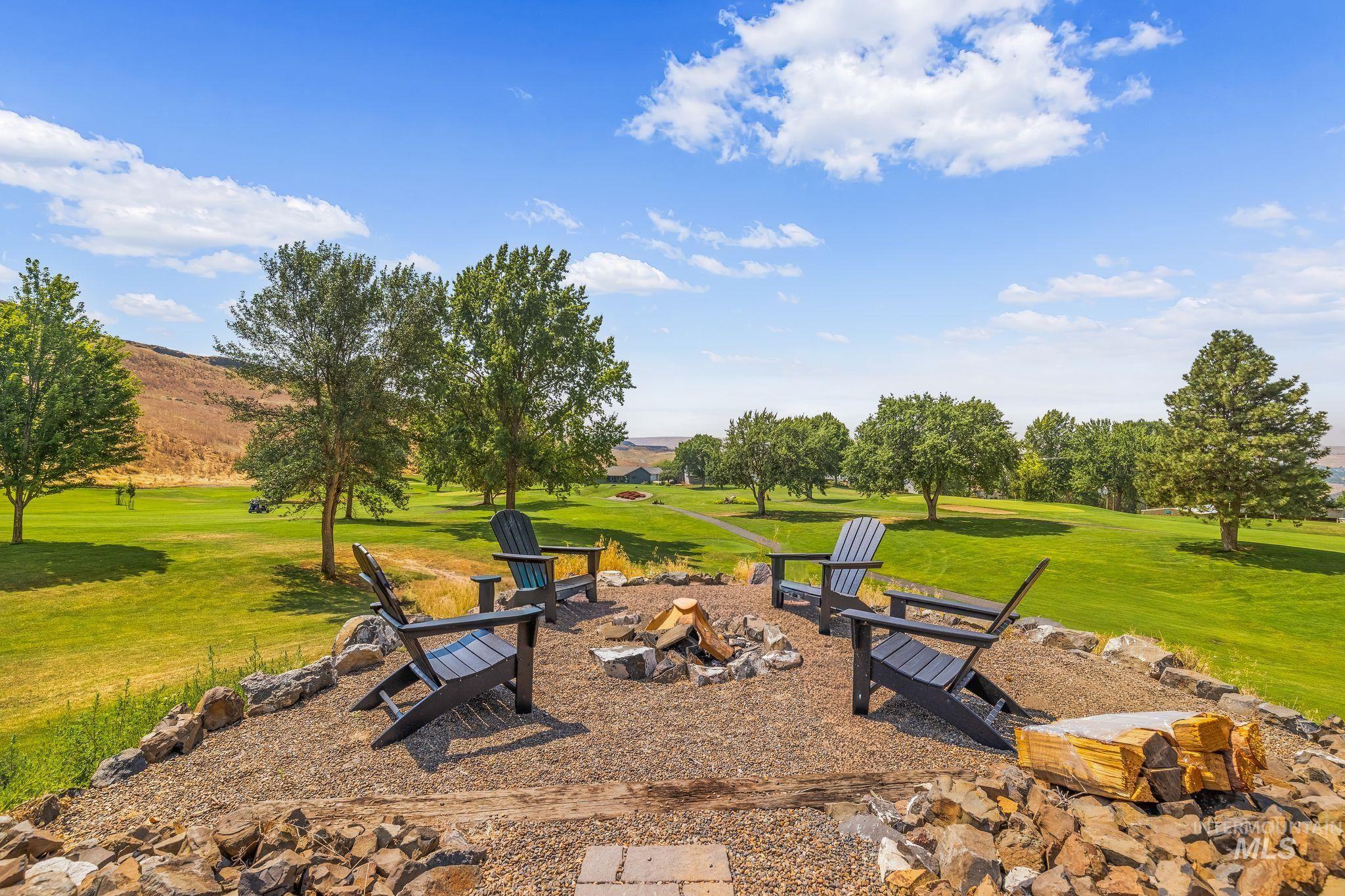 3986 Foothills Drive, Lewiston, Idaho 83501, 4 Bedrooms, 4 Bathrooms, Residential For Sale, Price $1,099,000, 98996344