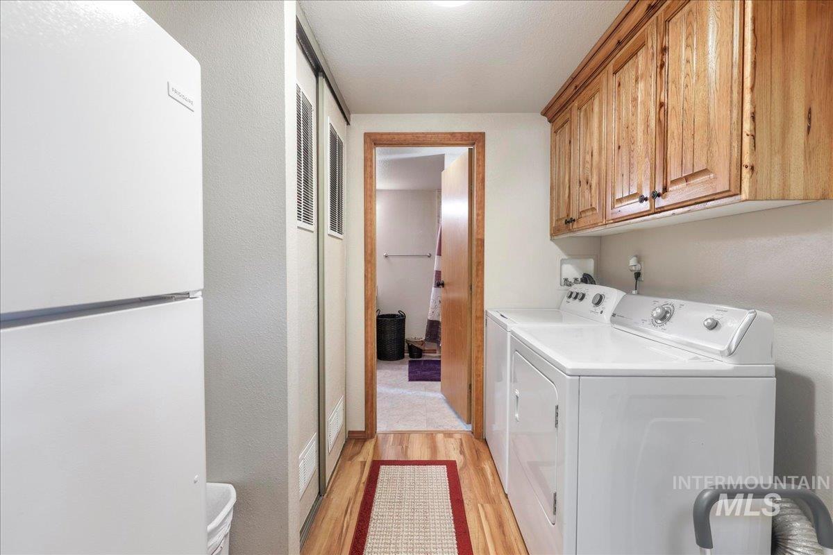 2225 E 1010 S, Hazelton, Idaho 83335, 5 Bedrooms, 2 Bathrooms, Residential For Sale, Price $399,000,MLS 98996347