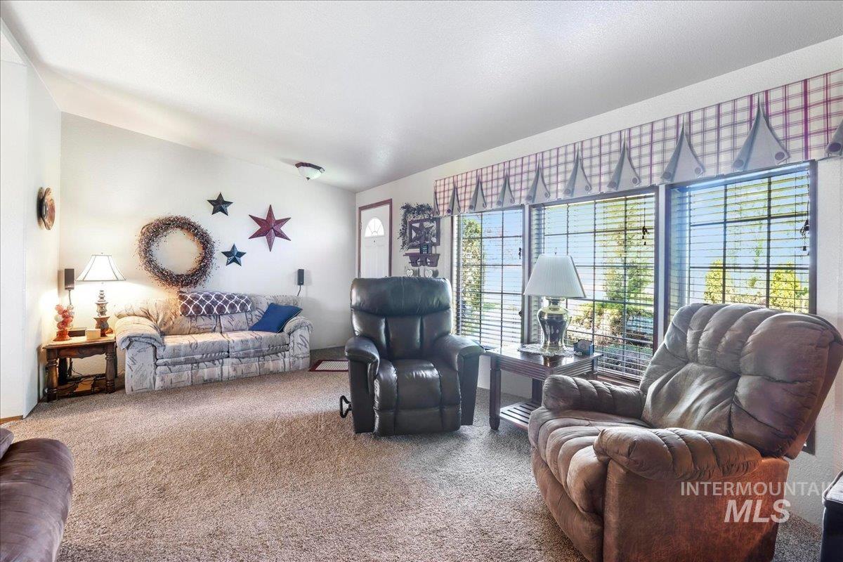 2225 E 1010 S, Hazelton, Idaho 83335, 5 Bedrooms, 2 Bathrooms, Residential For Sale, Price $399,000,MLS 98996347