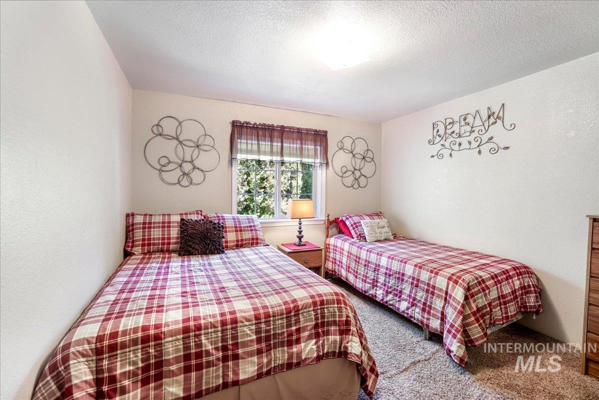 2225 E 1010 S, Hazelton, Idaho 83335, 5 Bedrooms, 2 Bathrooms, Residential For Sale, Price $399,000,MLS 98996347