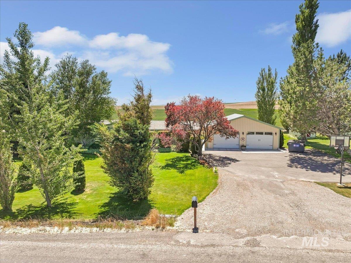 2225 E 1010 S, Hazelton, Idaho 83335, 5 Bedrooms, 2 Bathrooms, Residential For Sale, Price $399,000,MLS 98996347