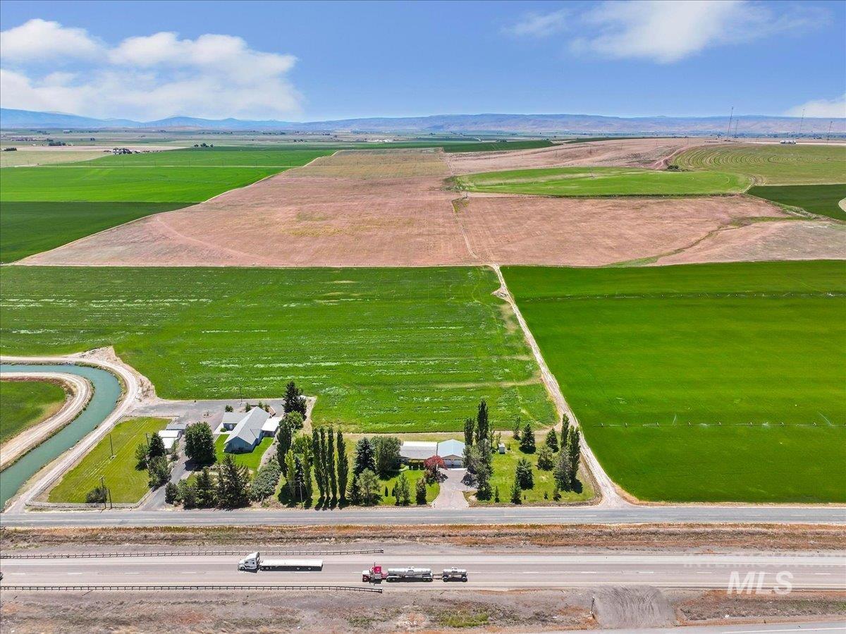 2225 E 1010 S, Hazelton, Idaho 83335, 5 Bedrooms, 2 Bathrooms, Residential For Sale, Price $399,000,MLS 98996347