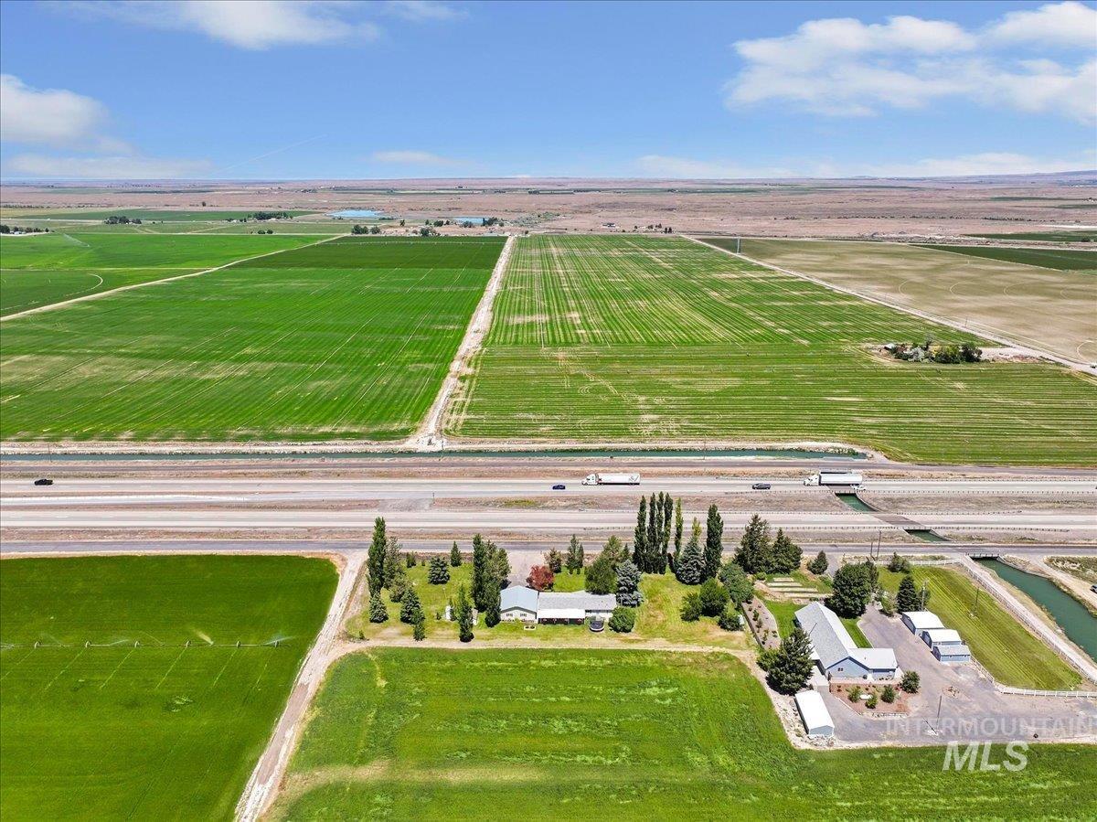 2225 E 1010 S, Hazelton, Idaho 83335, 5 Bedrooms, 2 Bathrooms, Residential For Sale, Price $399,000,MLS 98996347