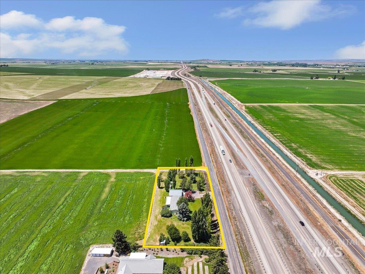 2225 E 1010 S, Hazelton, Idaho 83335, 5 Bedrooms, 2 Bathrooms, Residential For Sale, Price $399,000,MLS 98996347