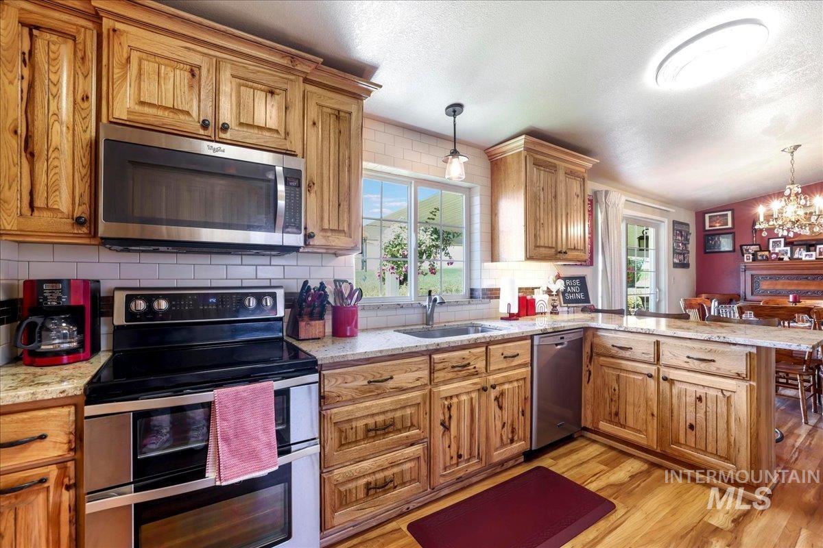 2225 E 1010 S, Hazelton, Idaho 83335, 5 Bedrooms, 2 Bathrooms, Residential For Sale, Price $399,000,MLS 98996347