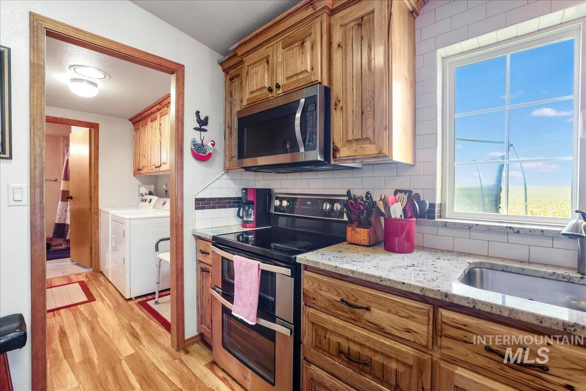2225 E 1010 S, Hazelton, Idaho 83335, 5 Bedrooms, 2 Bathrooms, Residential For Sale, Price $399,000,MLS 98996347