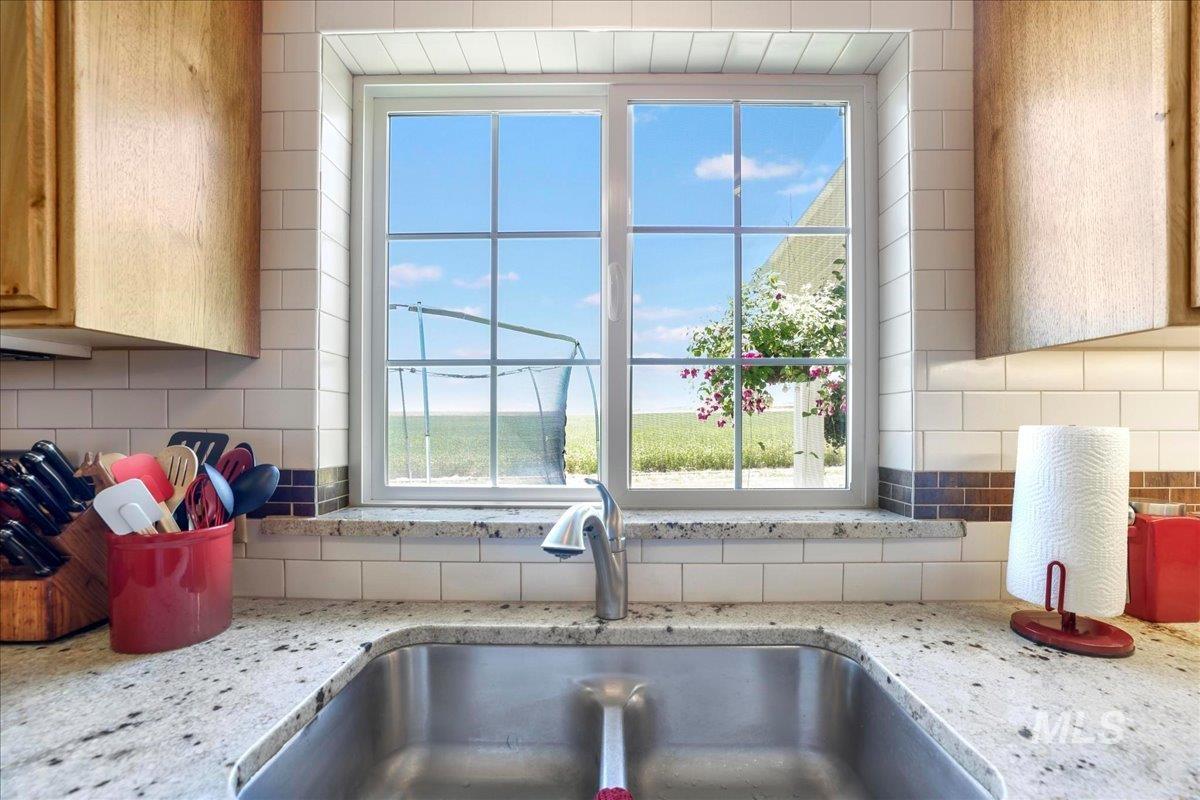 2225 E 1010 S, Hazelton, Idaho 83335, 5 Bedrooms, 2 Bathrooms, Residential For Sale, Price $399,000,MLS 98996347