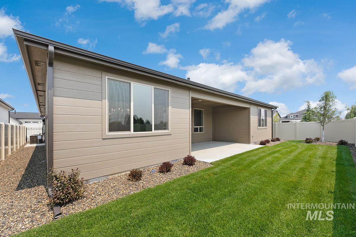 3535 E Englehart Drive, Meridian, Idaho 83642, 3 Bedrooms, 3 Bathrooms, Residential For Sale, Price $739,000, 98996348