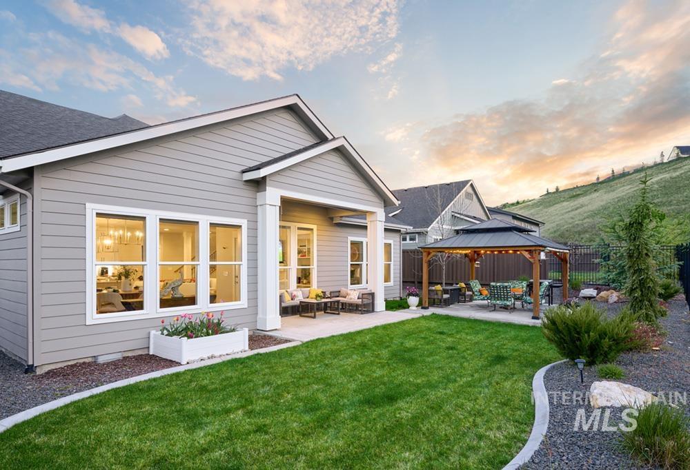 11339 N 20th Pl, Boise, Idaho 83714, 4 Bedrooms, 2.5 Bathrooms, Residential For Sale, Price $988,000, 98996351