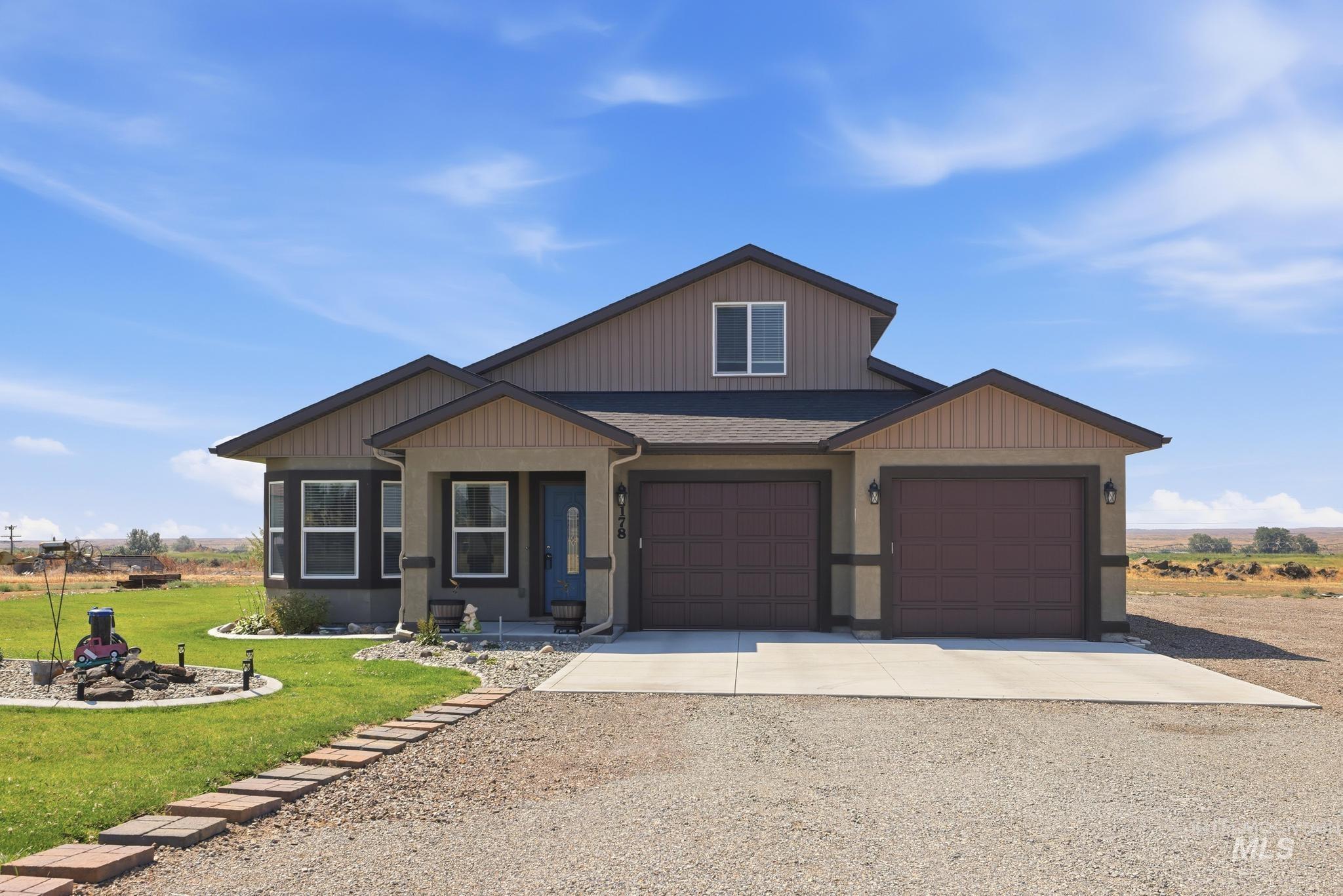 178 E Syringa Loop, Shoshone, Idaho 83352, 4 Bedrooms, 2.5 Bathrooms, Residential For Sale, Price $539,900,MLS 98996353