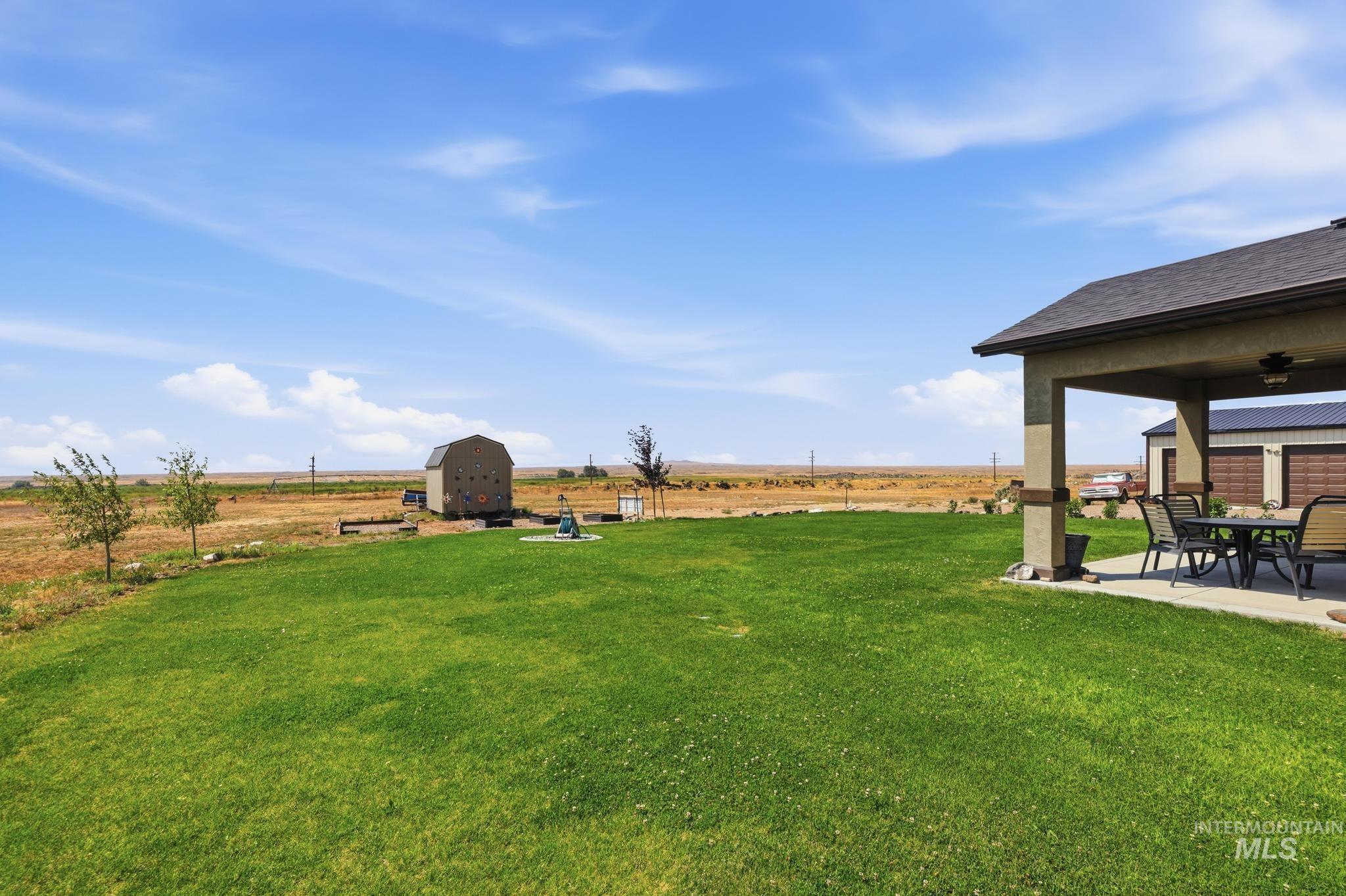 178 E Syringa Loop, Shoshone, Idaho 83352, 4 Bedrooms, 2.5 Bathrooms, Residential For Sale, Price $539,900,MLS 98996353