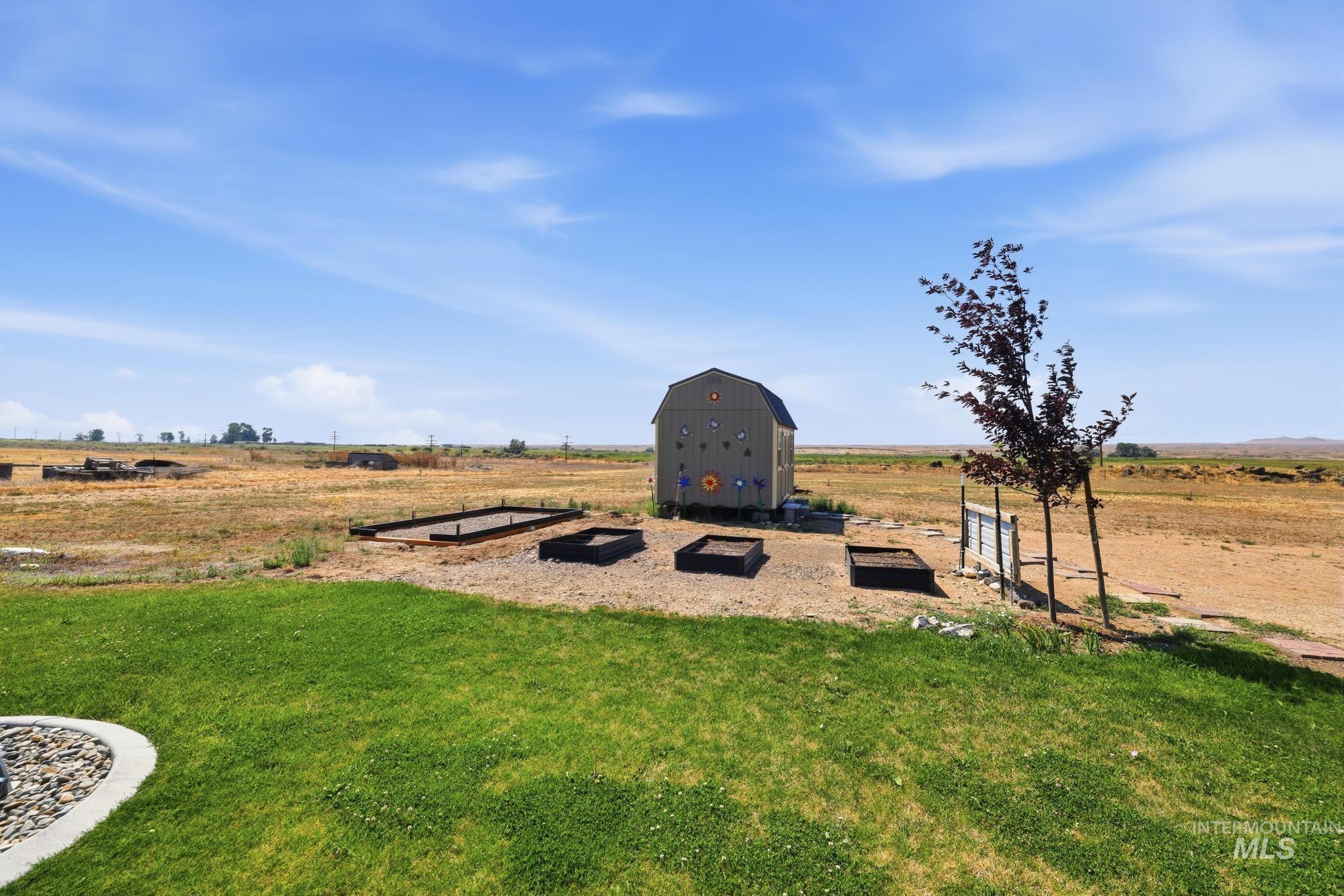 178 E Syringa Loop, Shoshone, Idaho 83352, 4 Bedrooms, 2.5 Bathrooms, Residential For Sale, Price $539,900,MLS 98996353