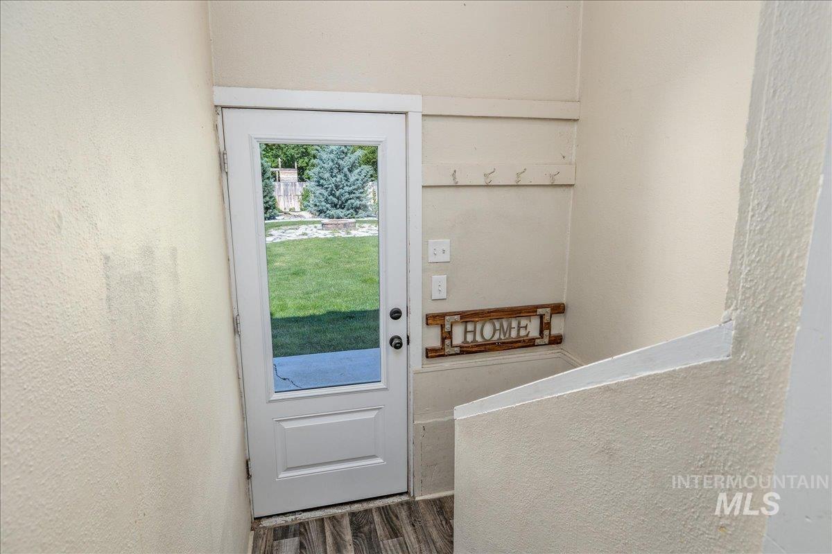 951 S Powerline, Nampa, Idaho 83686, 1 Bedroom, 1 Bathroom, Residential For Sale, Price $405,000,MLS 98996357