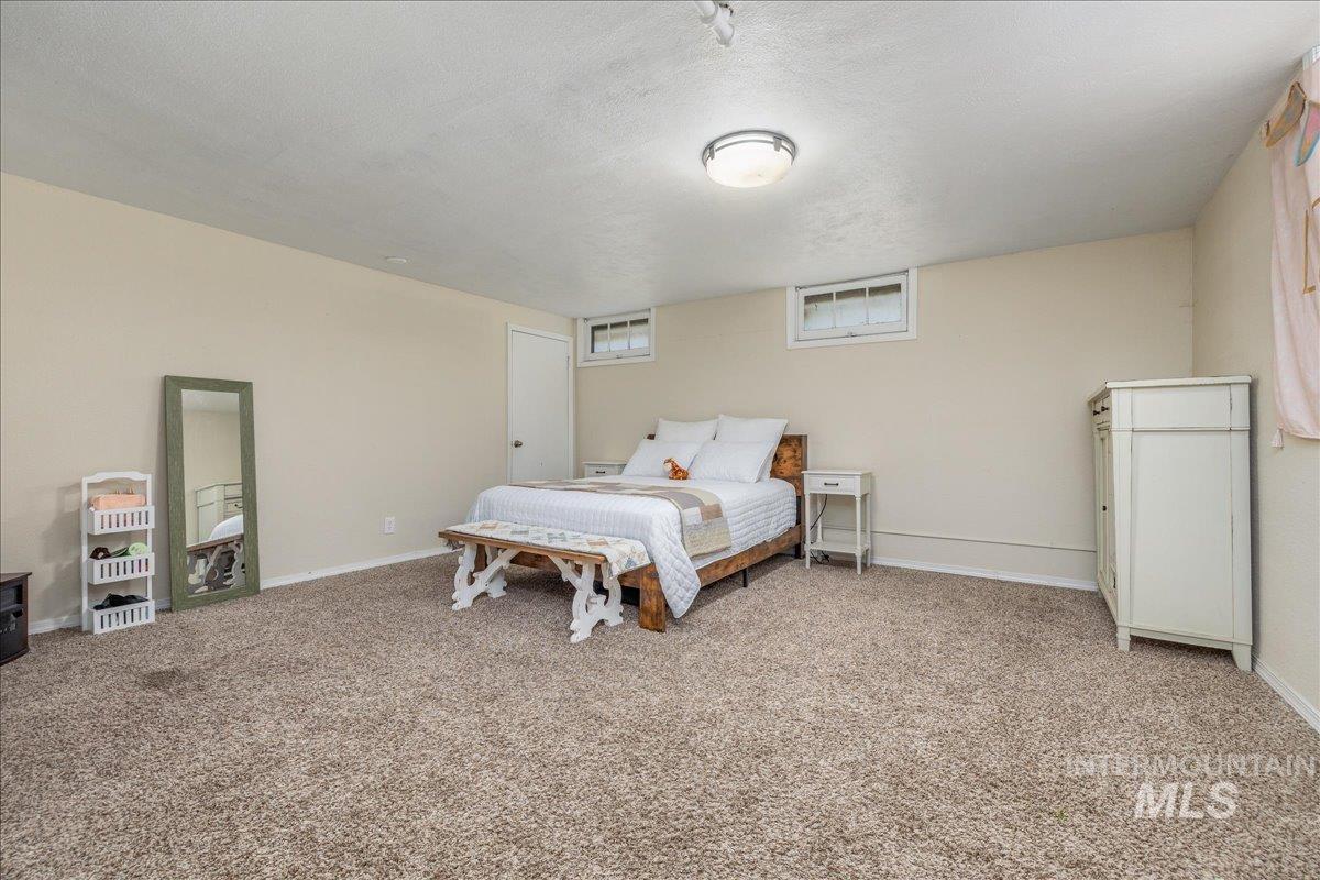 951 S Powerline, Nampa, Idaho 83686, 1 Bedroom, 1 Bathroom, Residential For Sale, Price $405,000,MLS 98996357