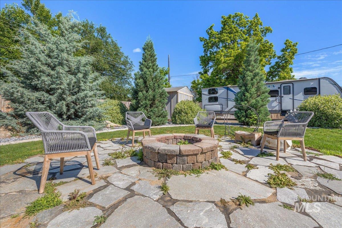 951 S Powerline, Nampa, Idaho 83686, 1 Bedroom, 1 Bathroom, Residential For Sale, Price $405,000,MLS 98996357