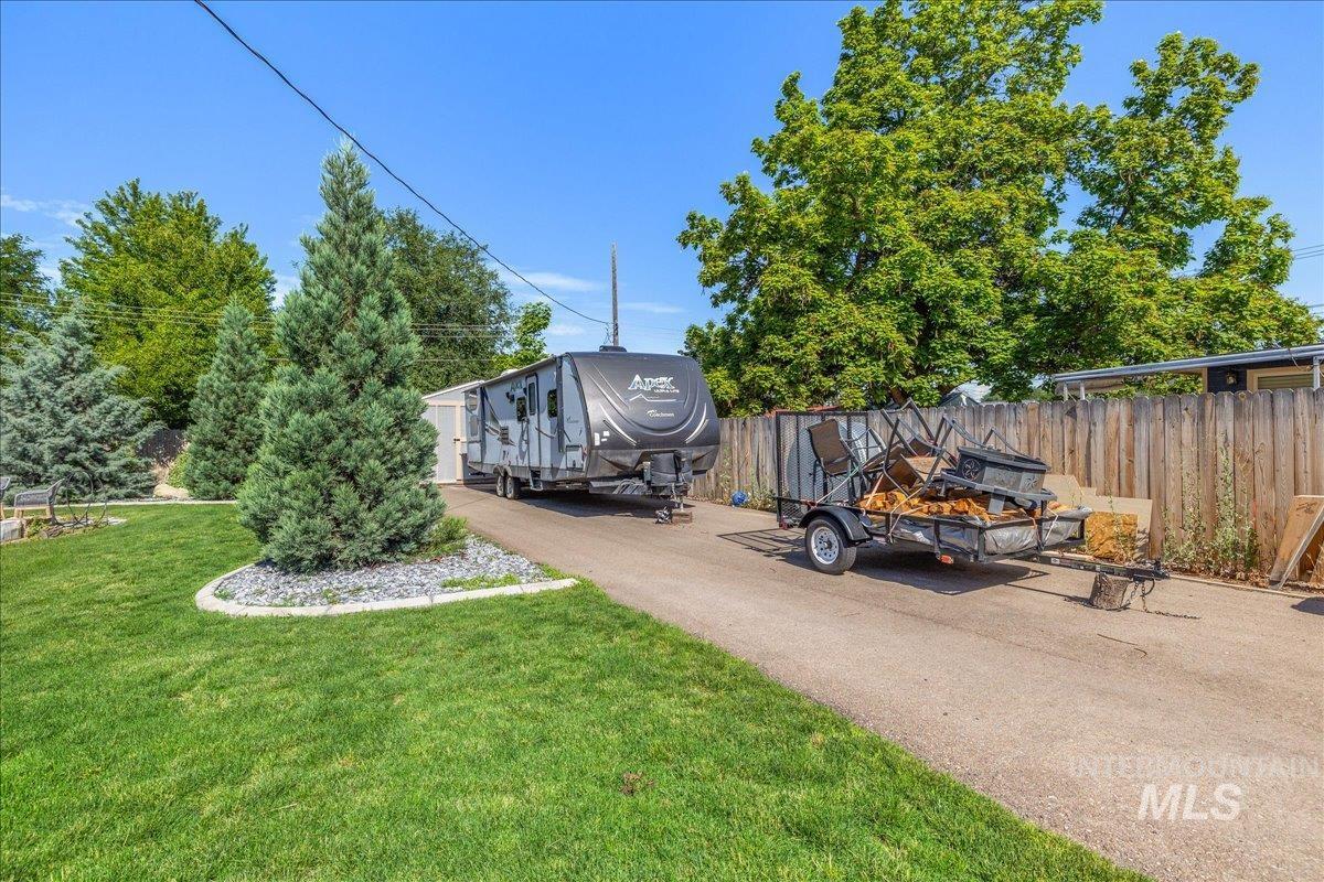 951 S Powerline, Nampa, Idaho 83686, 1 Bedroom, 1 Bathroom, Residential For Sale, Price $405,000,MLS 98996357