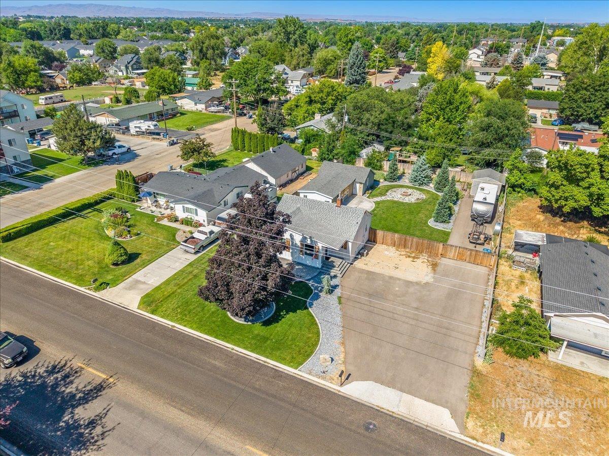 951 S Powerline, Nampa, Idaho 83686, 1 Bedroom, 1 Bathroom, Residential For Sale, Price $405,000,MLS 98996357