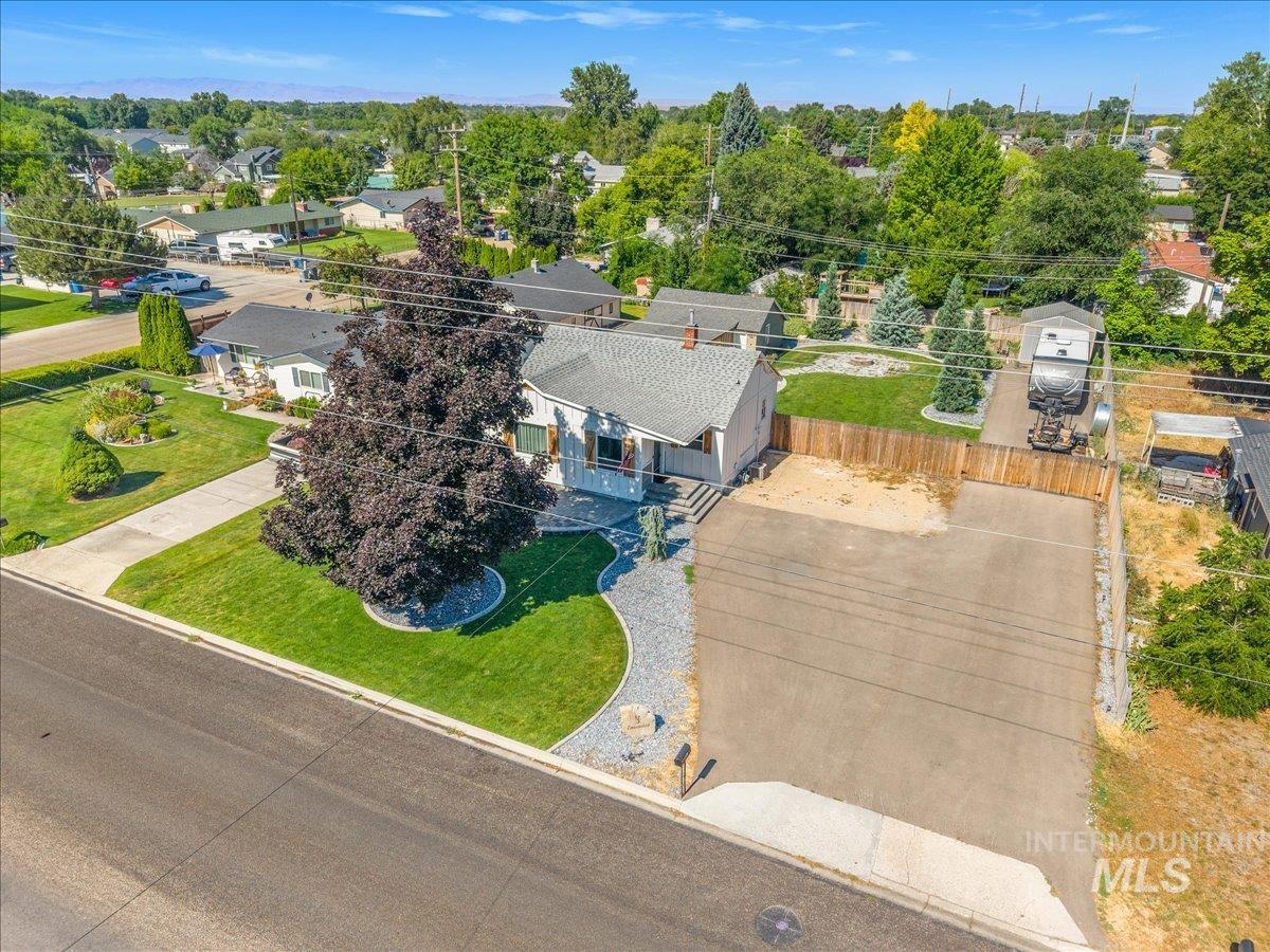 951 S Powerline, Nampa, Idaho 83686, 1 Bedroom, 1 Bathroom, Residential For Sale, Price $405,000,MLS 98996357