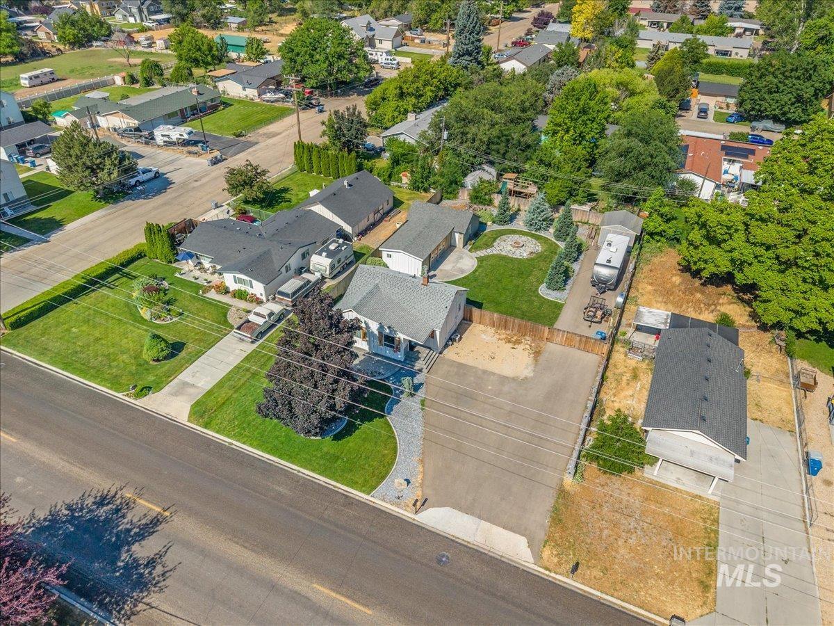 951 S Powerline, Nampa, Idaho 83686, 1 Bedroom, 1 Bathroom, Residential For Sale, Price $405,000,MLS 98996357