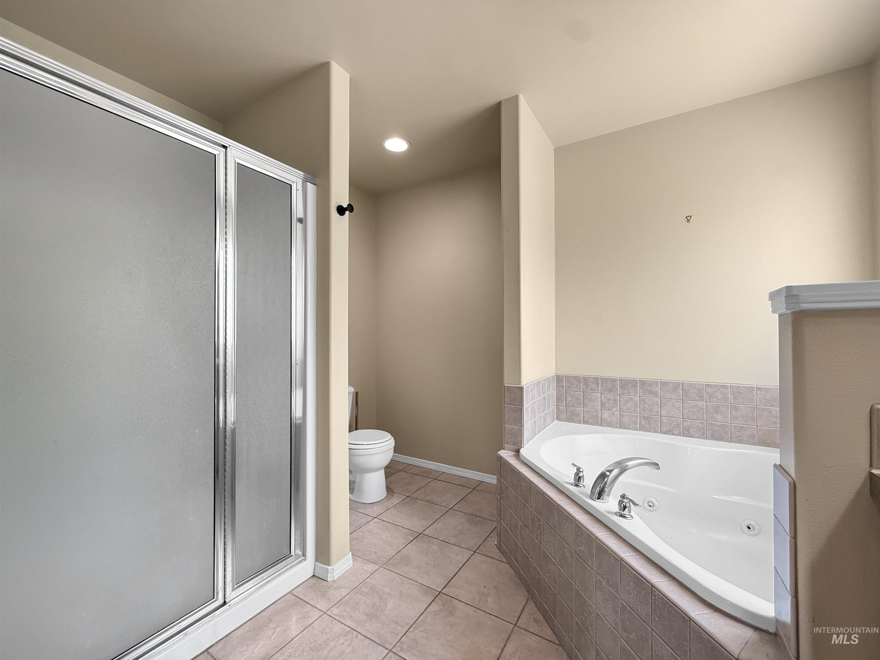 2712 Itani Drive, Moscow, Idaho 83843, 4 Bedrooms, 3 Bathrooms, Residential For Sale, Price $695,000, 98996358