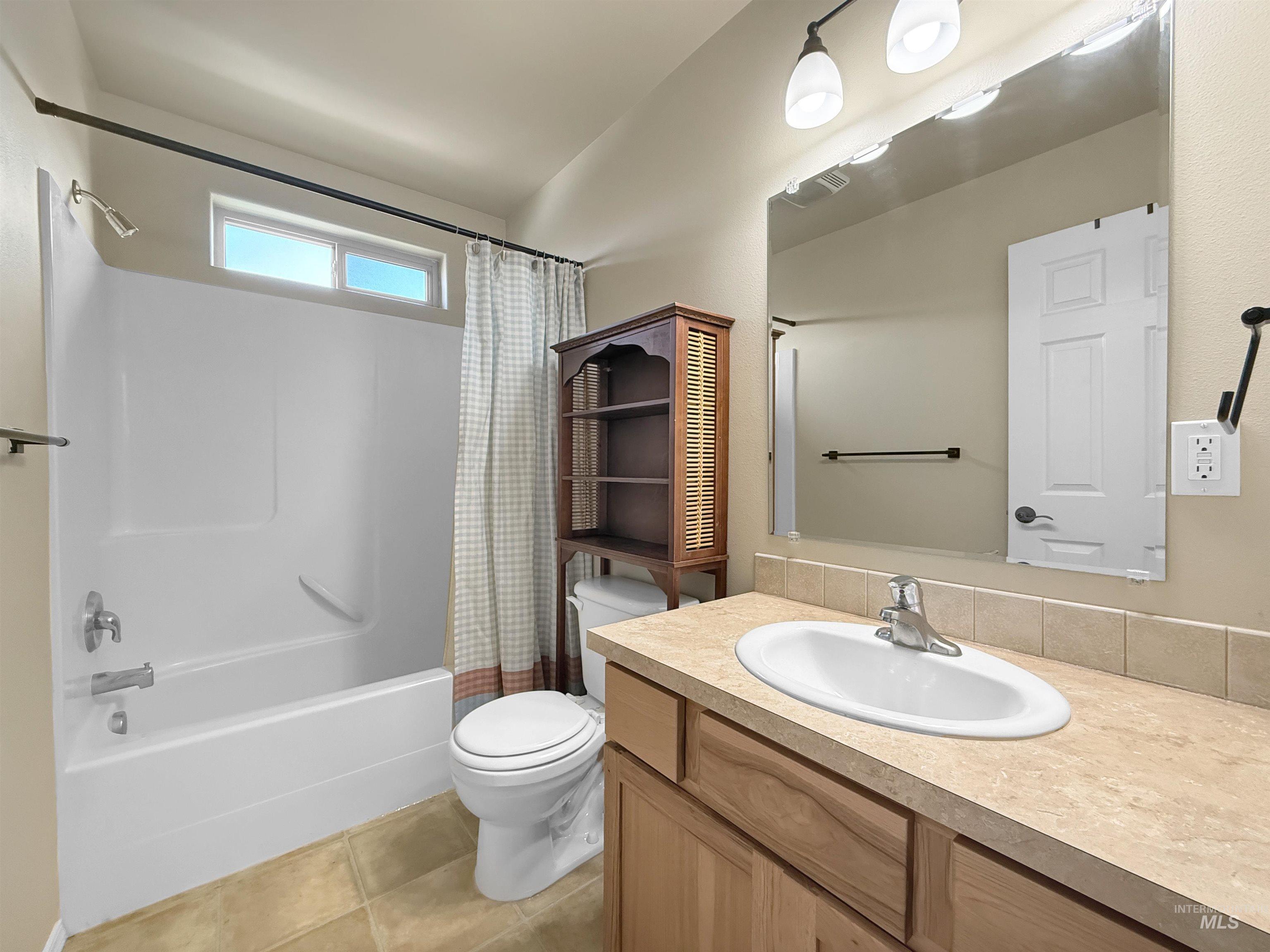 2712 Itani Drive, Moscow, Idaho 83843, 4 Bedrooms, 3 Bathrooms, Residential For Sale, Price $695,000, 98996358
