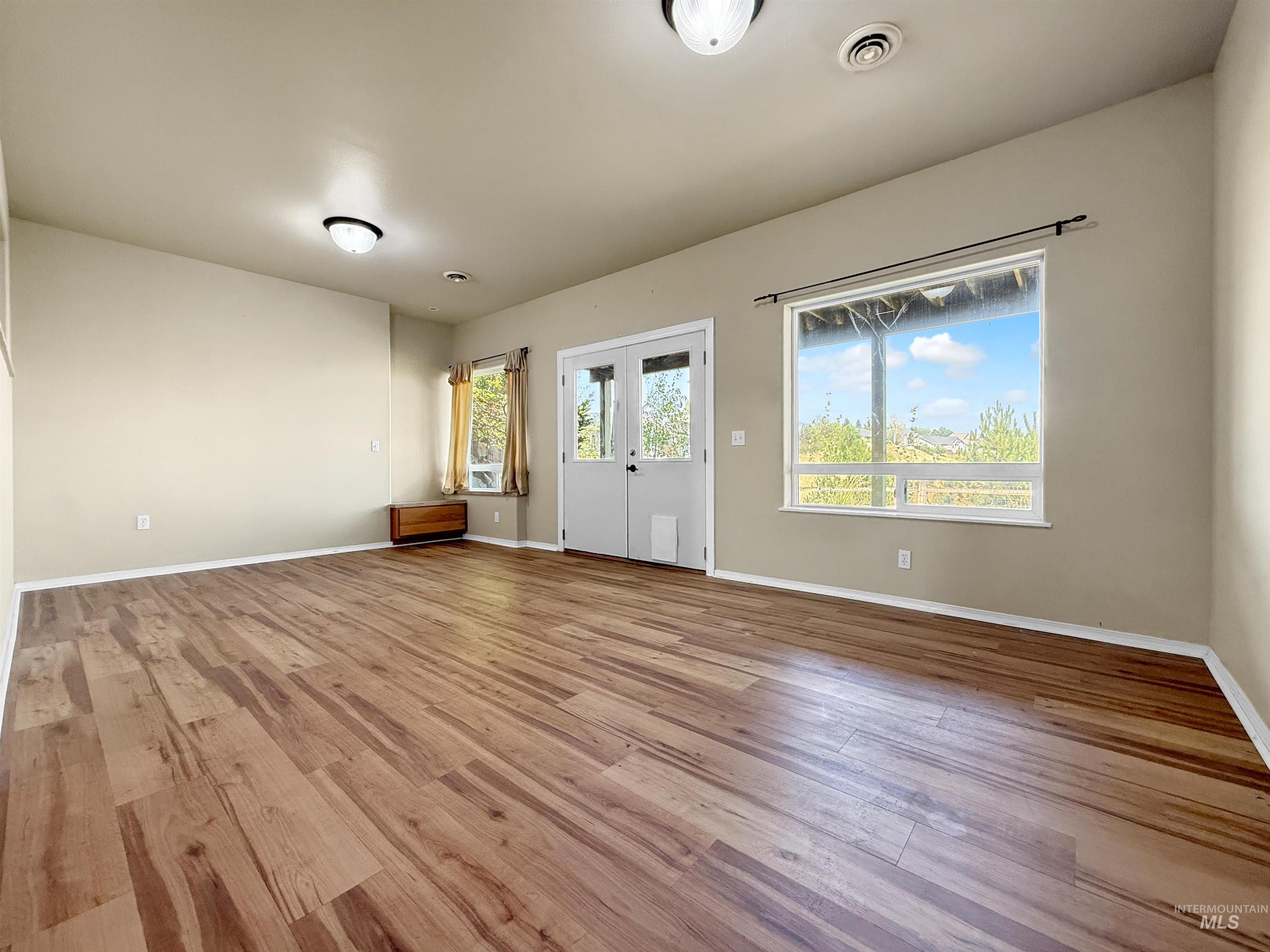 2712 Itani Drive, Moscow, Idaho 83843, 4 Bedrooms, 3 Bathrooms, Residential For Sale, Price $695,000, 98996358