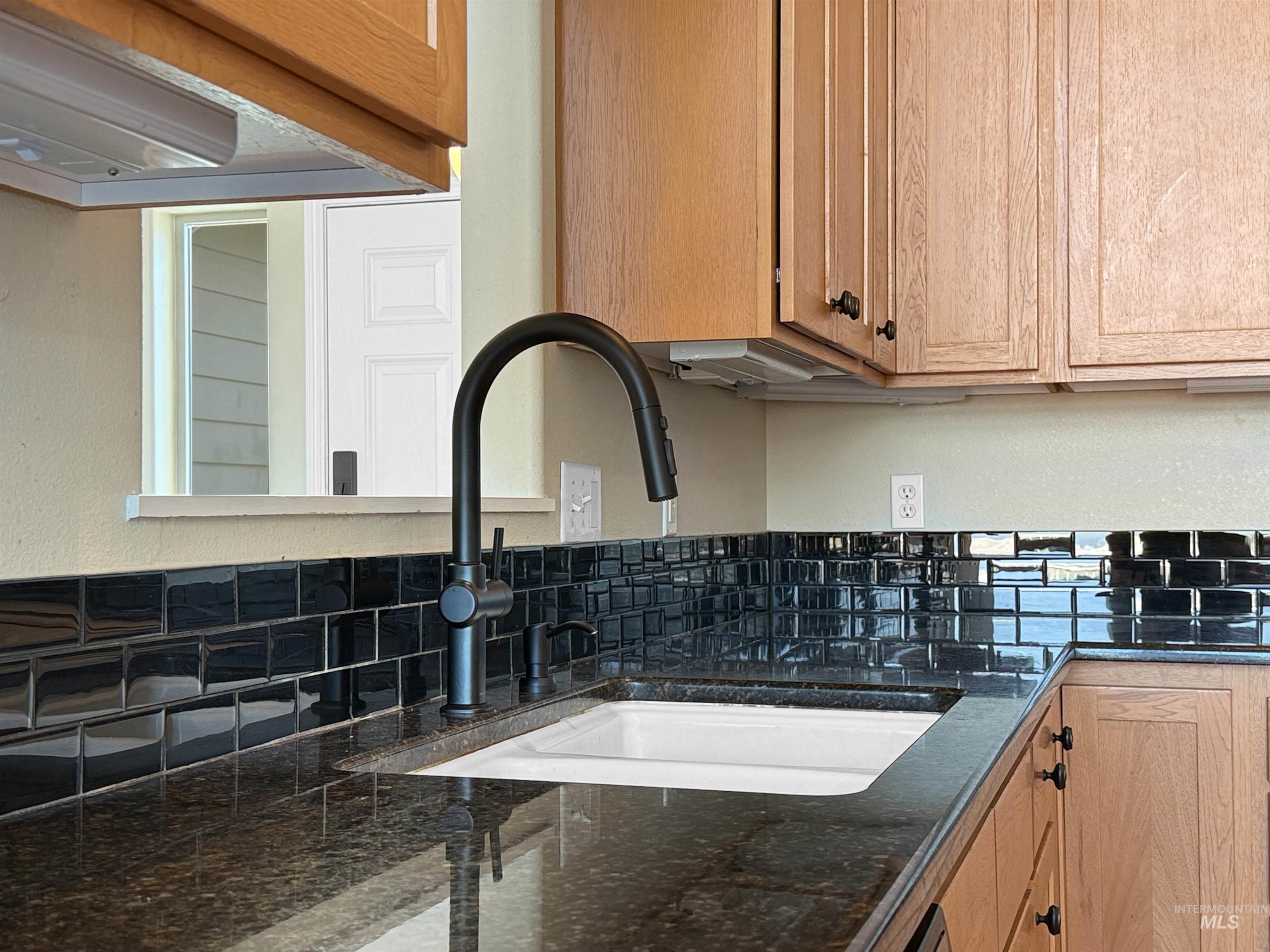 2712 Itani Drive, Moscow, Idaho 83843, 4 Bedrooms, 3 Bathrooms, Residential For Sale, Price $695,000, 98996358