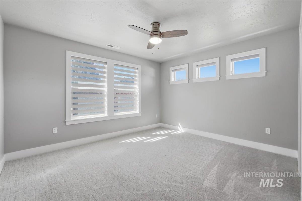 163 W Floating Feather Rd, Eagle, Idaho 83616, 3 Bedrooms, 2.5 Bathrooms, Residential For Sale, Price $619,900, 98996360