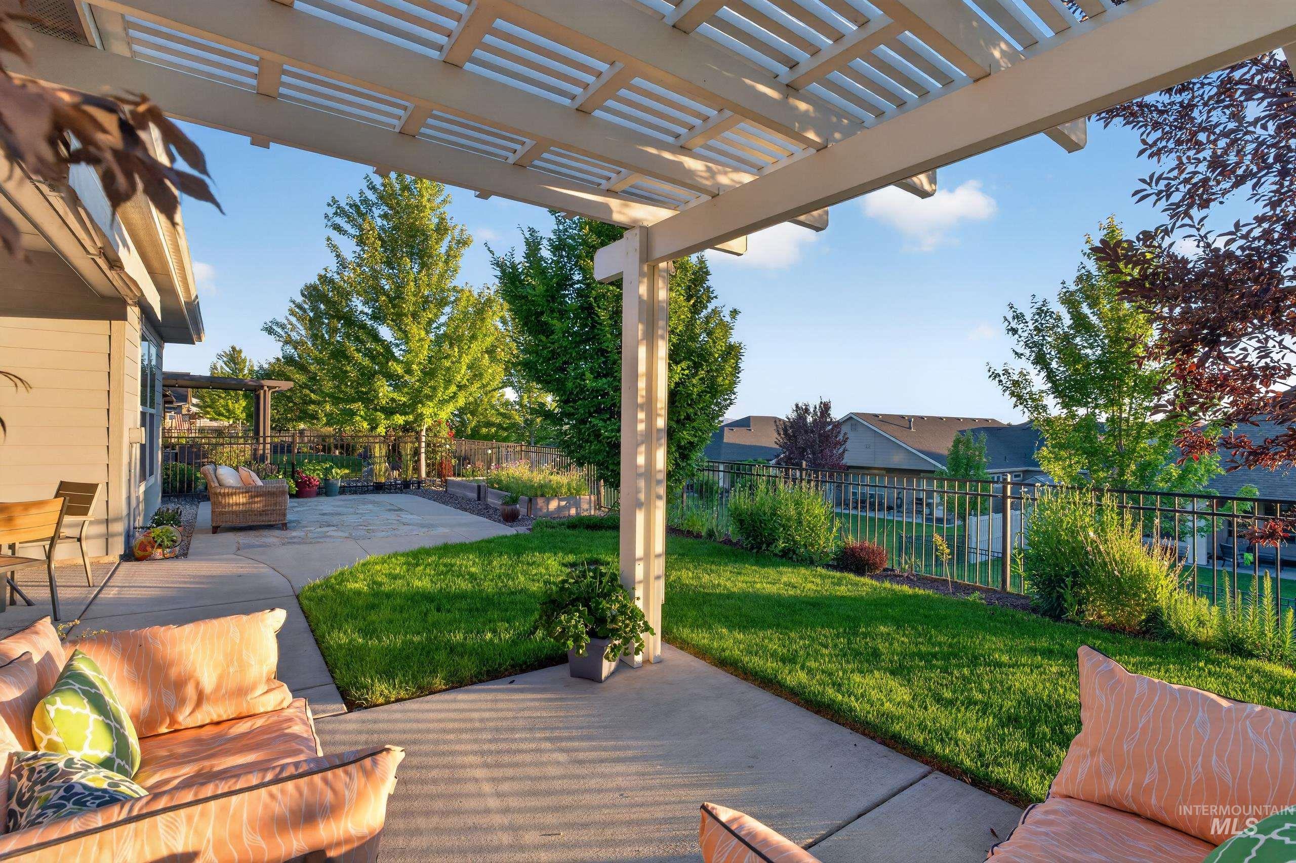 12101 S Culmen, Nampa, Idaho 83686, 4 Bedrooms, 2 Bathrooms, Residential For Sale, Price $559,900,MLS 98996362