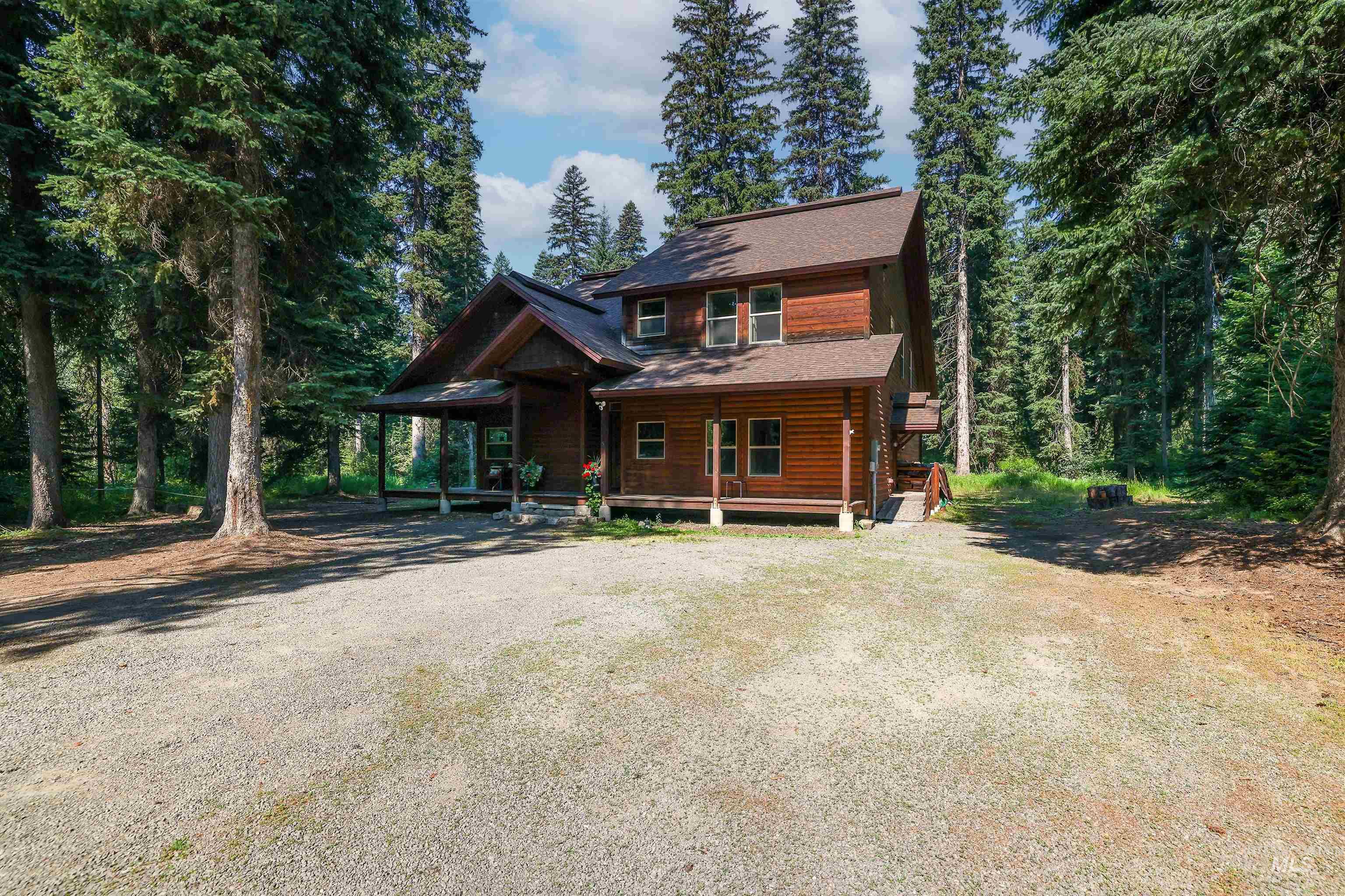 2005 Warren Wagon Rd, McCall, Idaho 83638, 3 Bedrooms, 3.5 Bathrooms, Residential For Sale, Price $1,299,000, 98996363
