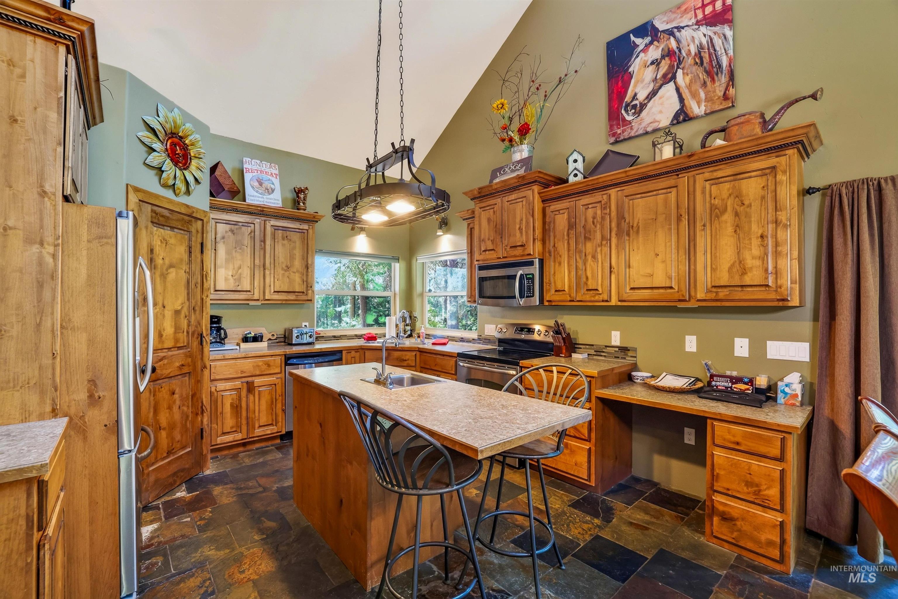 2005 Warren Wagon Rd, McCall, Idaho 83638, 3 Bedrooms, 3.5 Bathrooms, Residential For Sale, Price $1,299,000, 98996363