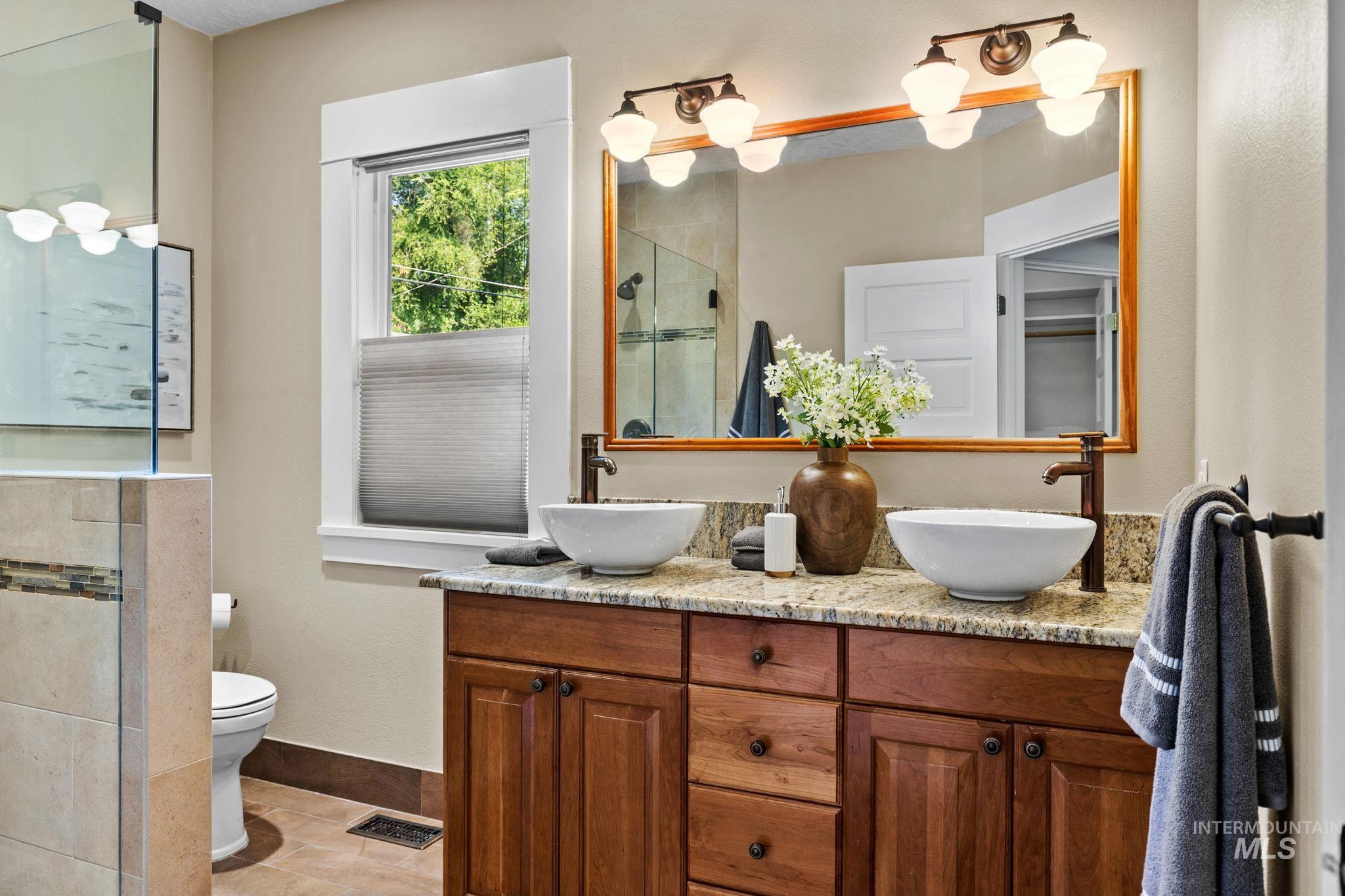 1615 N 25th Street, Boise, Idaho 83702, 2 Bedrooms, 2 Bathrooms, Residential For Sale, Price $899,900, 98996365